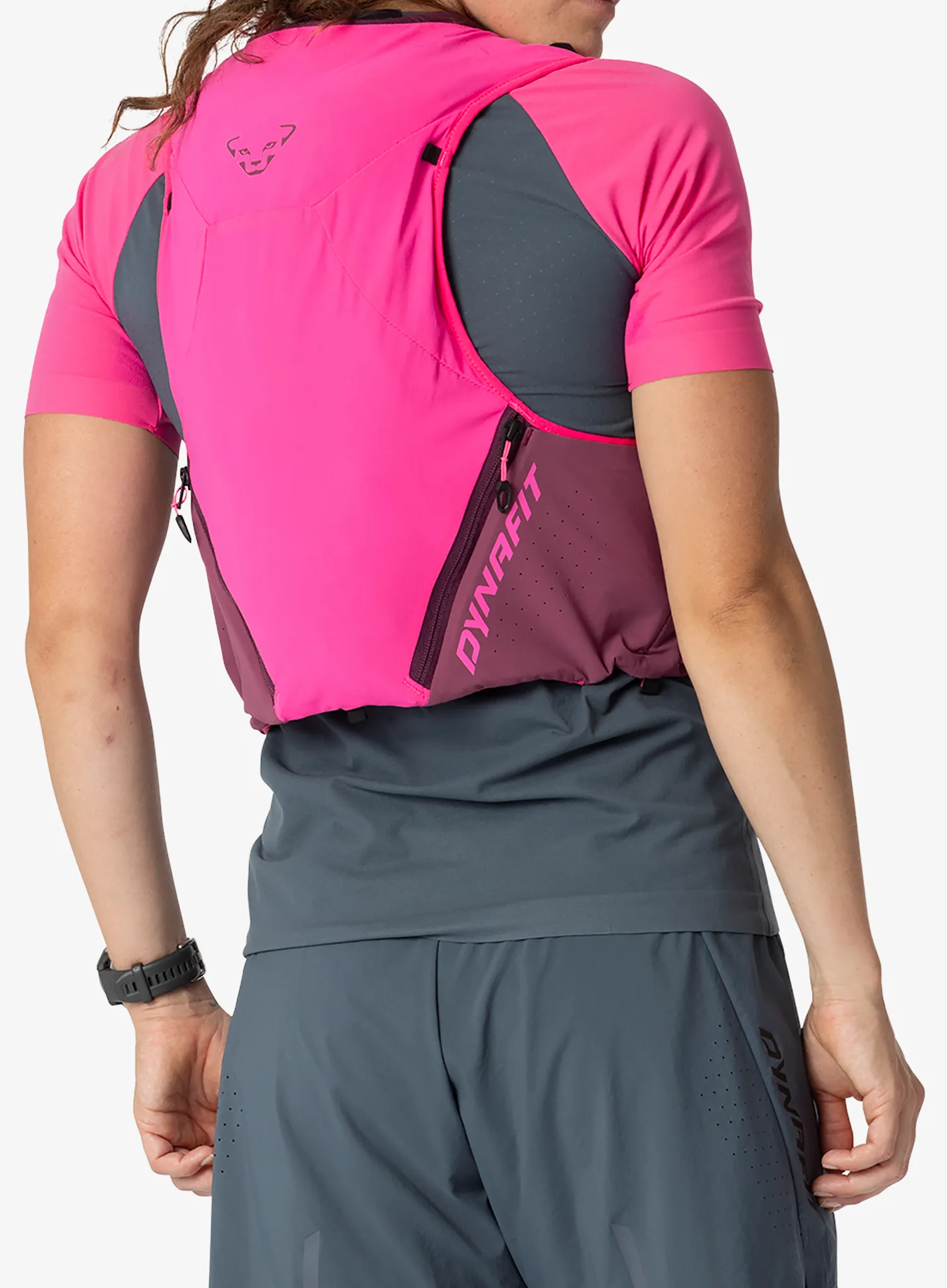 Prsluk za trčanje Dynafit Alpine 8 Vest - pink glo/amaranth