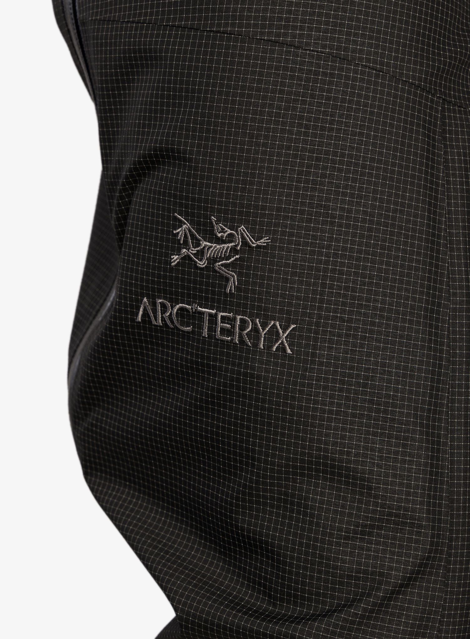 GORE-TEX hlače Arcteryx Alpha Pant - black