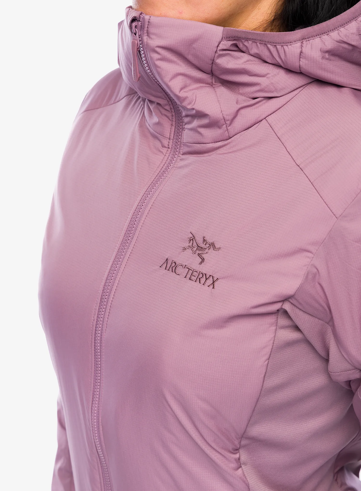 Jakna s postavom ženska Arcteryx Atom Hoody - interstellar