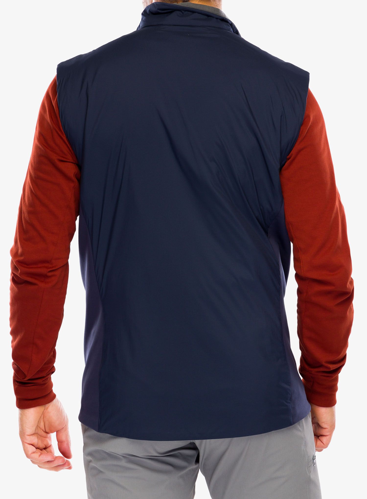 Prsluk s postavom Arcteryx Atom Vest - black sapphire