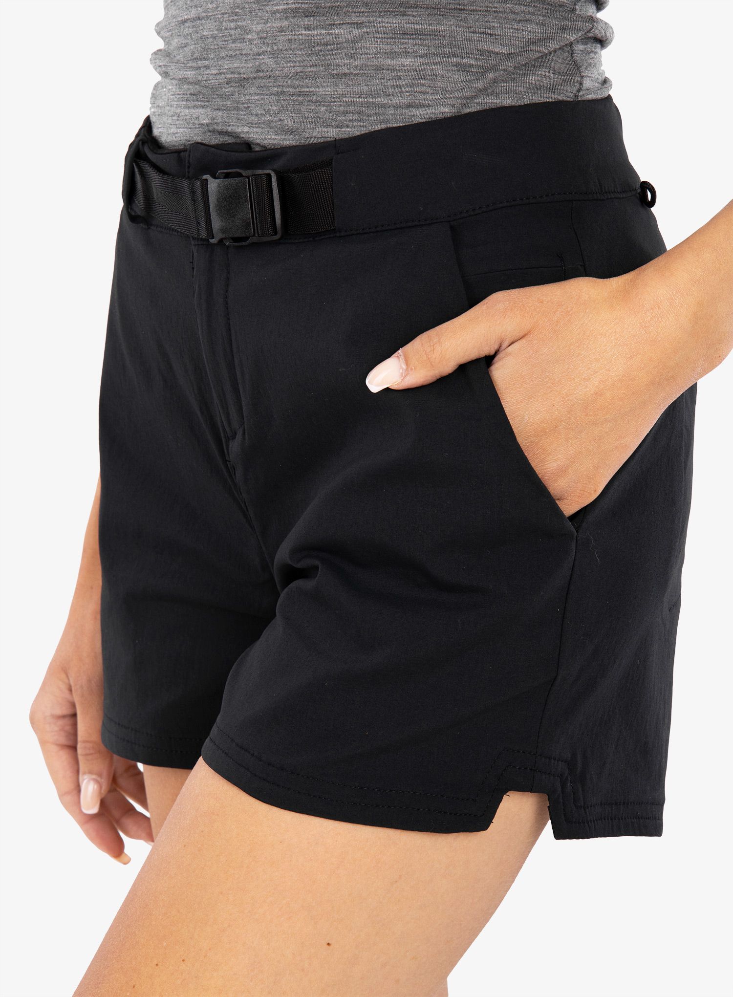 Ženske planinarske kratke hlače Berghaus Alta Stretch Short - jet black