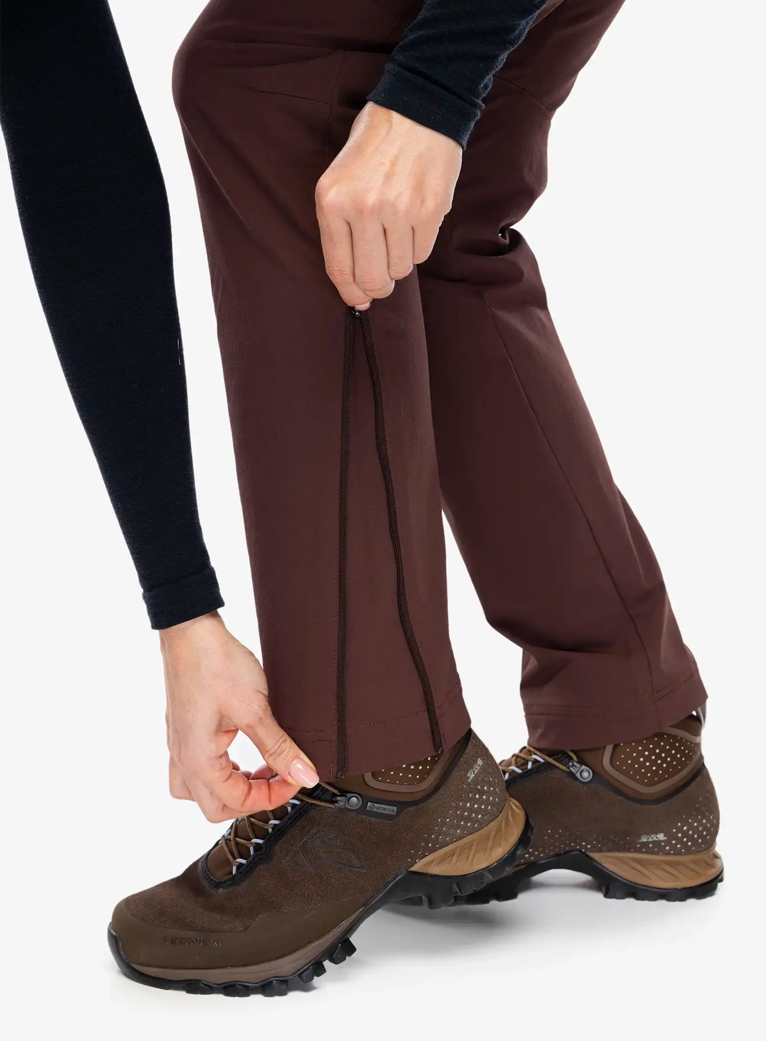 Ženske planinarske hlače Berghaus Trail-Explorer Pant - cedar brown