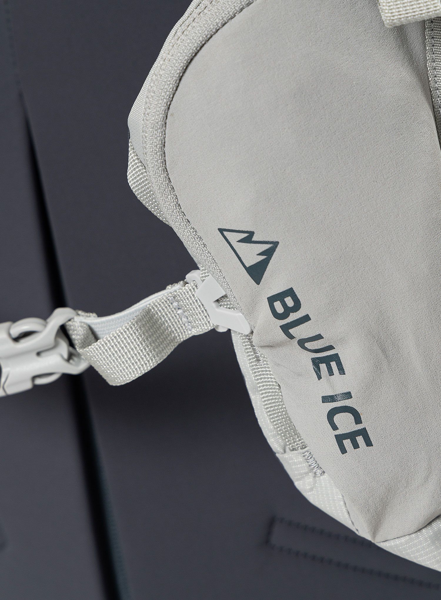 Ruksak Blue Ice Taka Pack 30L - glacier grey