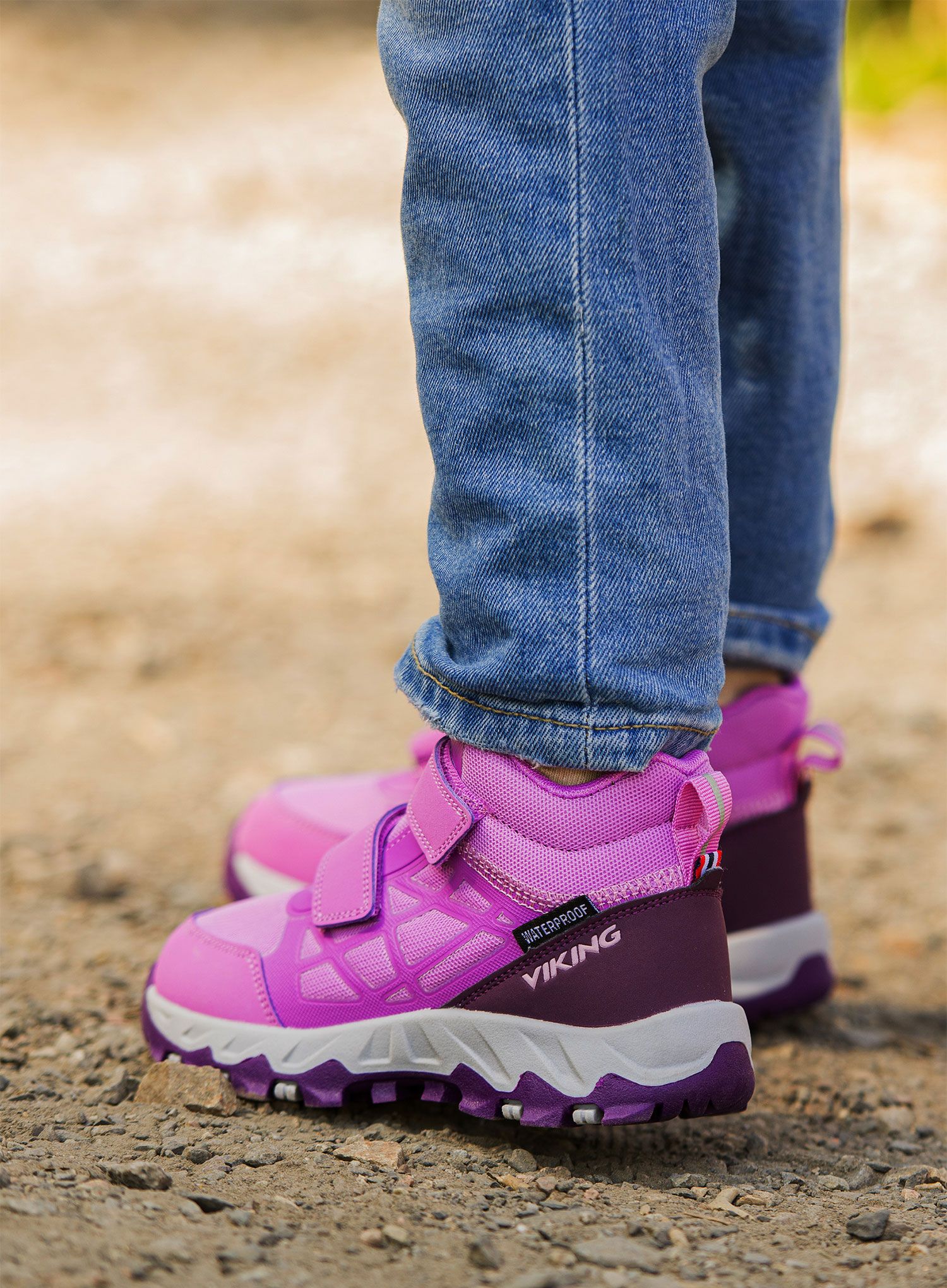 Dječje cipele Viking Track Mid WP 2V - purple/purple