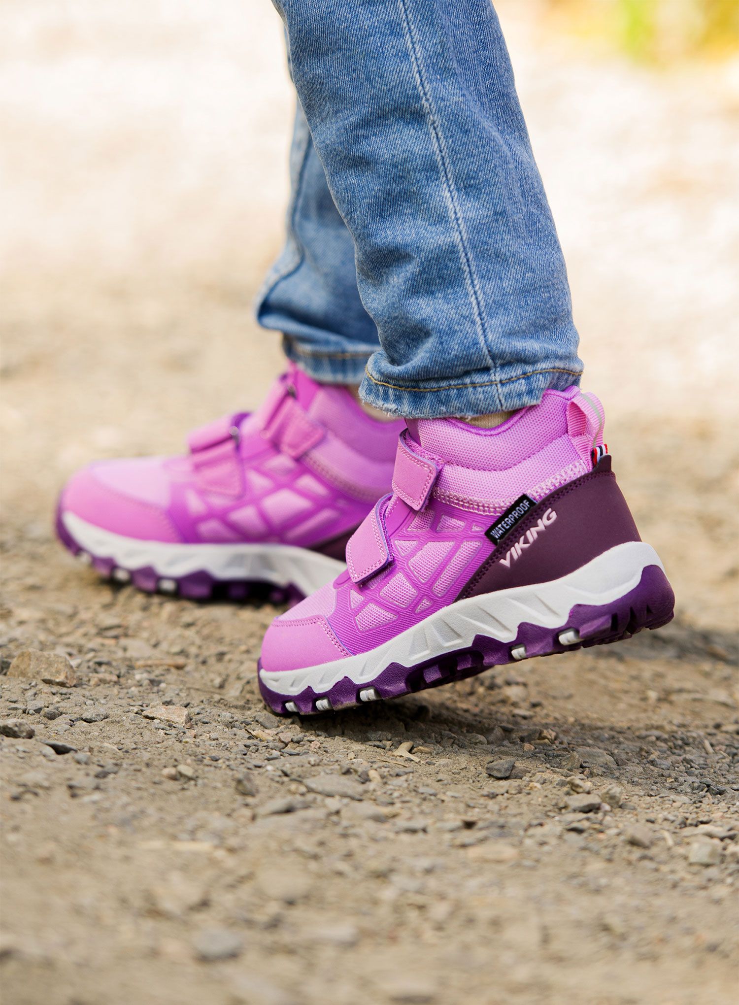 Dječje cipele Viking Track Mid WP 2V - purple/purple