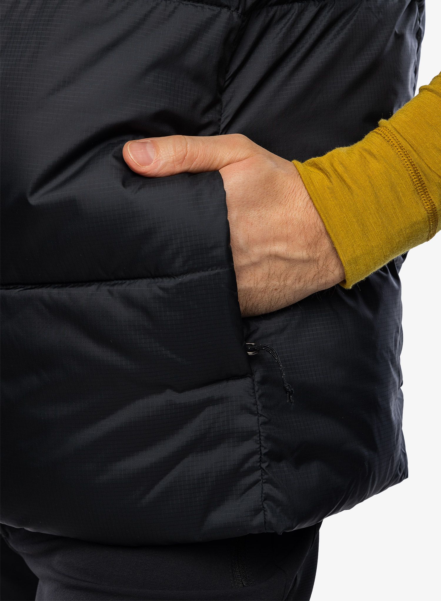 Prsluk s postavom Columbia Puffect II Vest - black