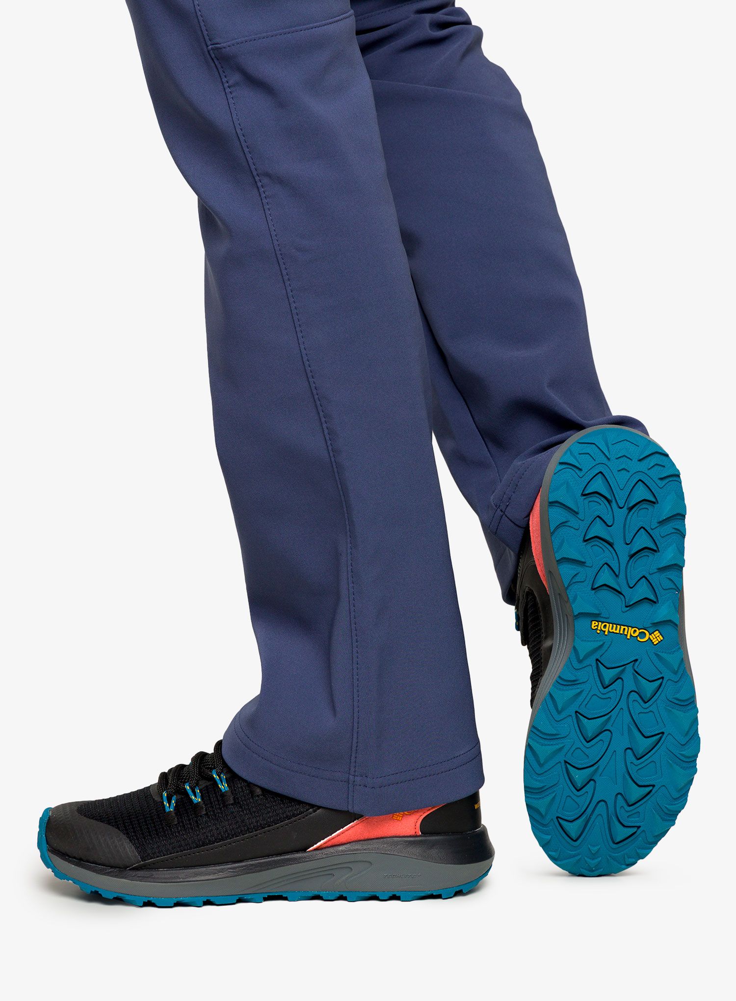 Ženske planinarske cipele Columbia Trailstorm WP - black/bright marigold