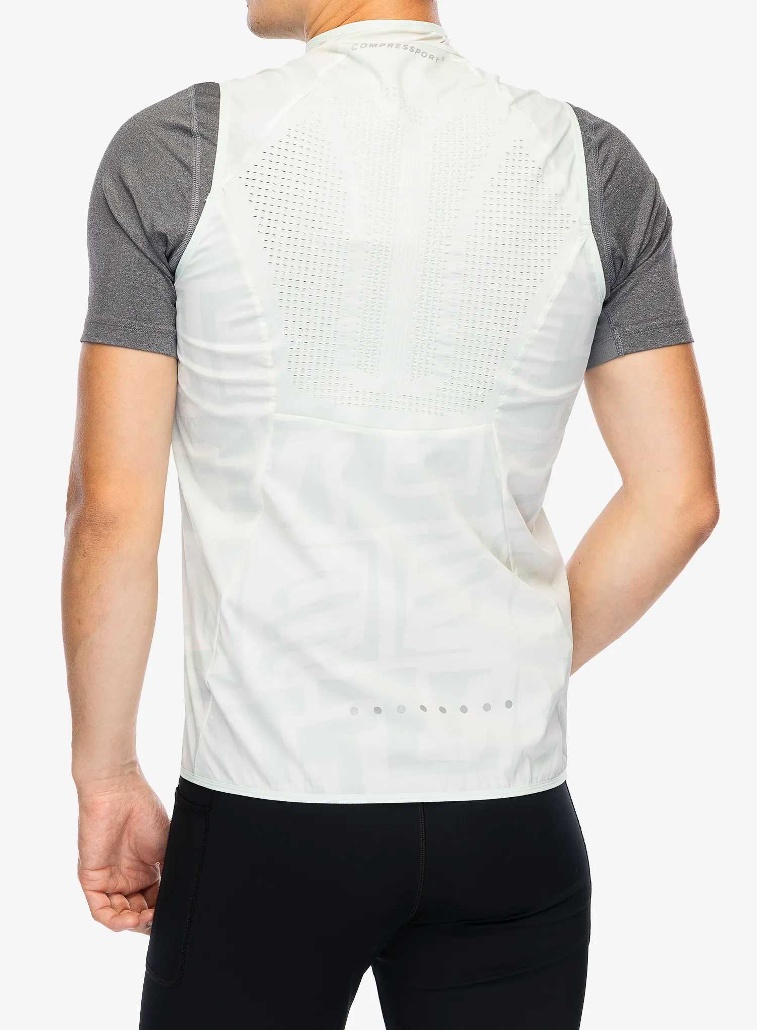 Prsluk Compressport Hurricane Windproof Vest M - sugar/ice print