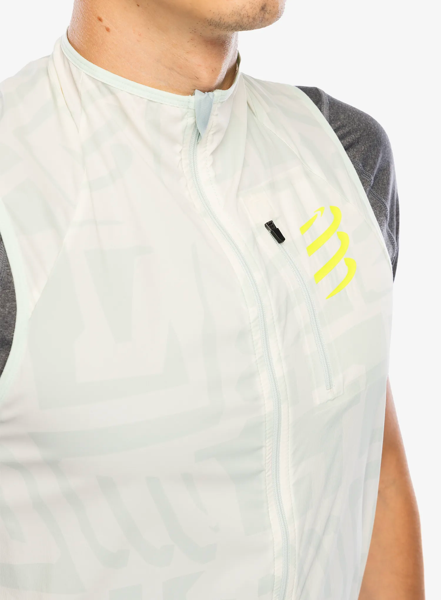 Prsluk Compressport Hurricane Windproof Vest M - sugar/ice print