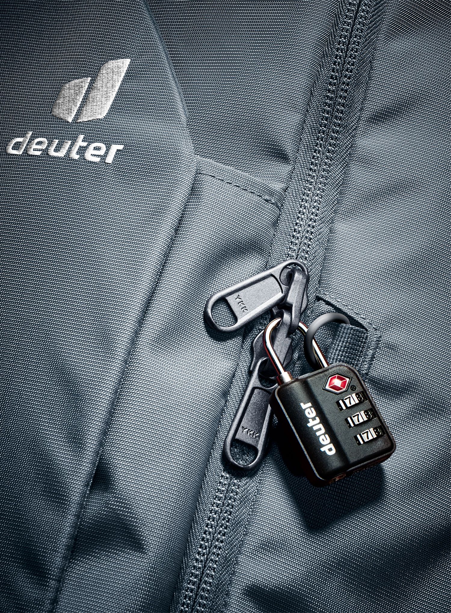 Ženski putni ruksak Deuter Access Pro 60 SL - black