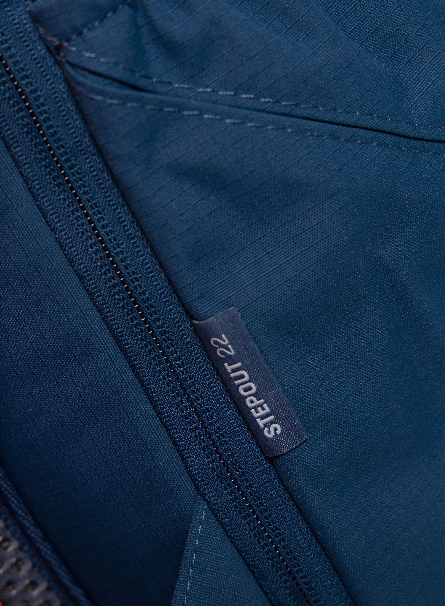 Ruksak za laptop Deuter Step Out 22 - marine/ink