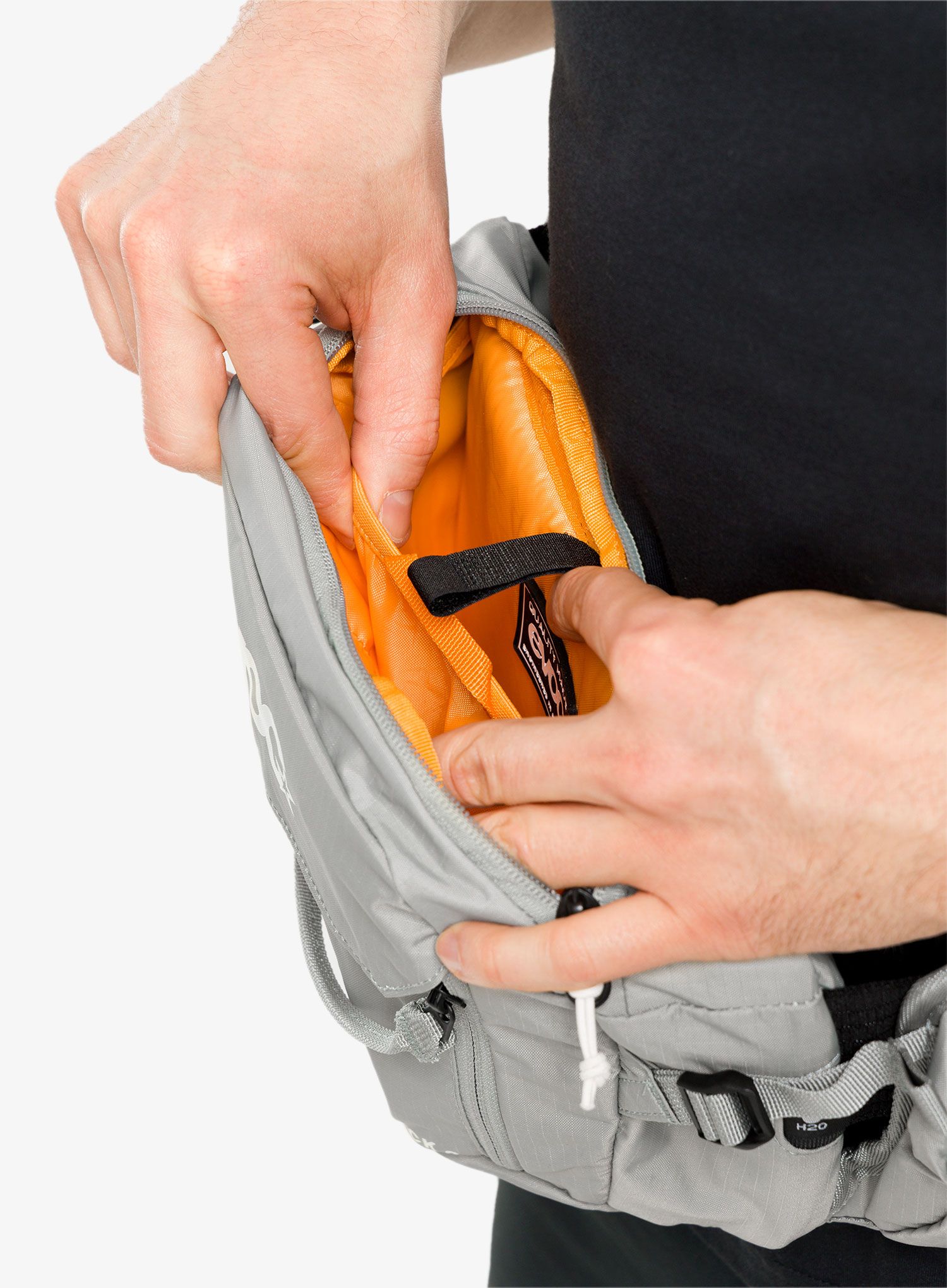 Biciklistička torbica oko struka Evoc Hip Pack 3 - stone