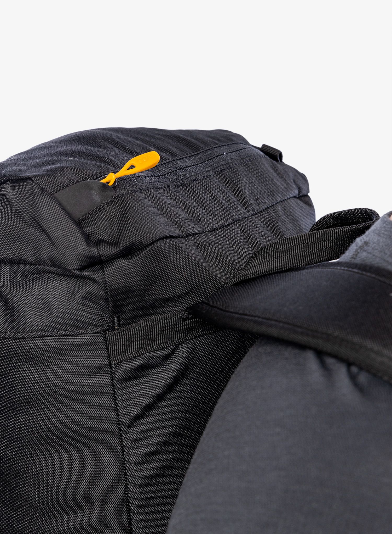 Urbani ruksak Evoc Mission 22 - black