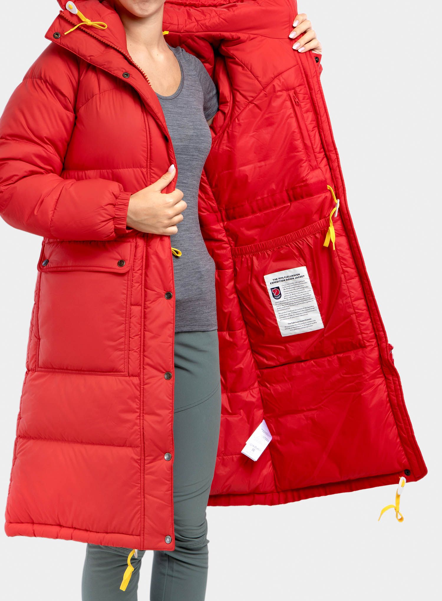 Ženski kaput Fjallraven Expedition Long Down Parka - true red