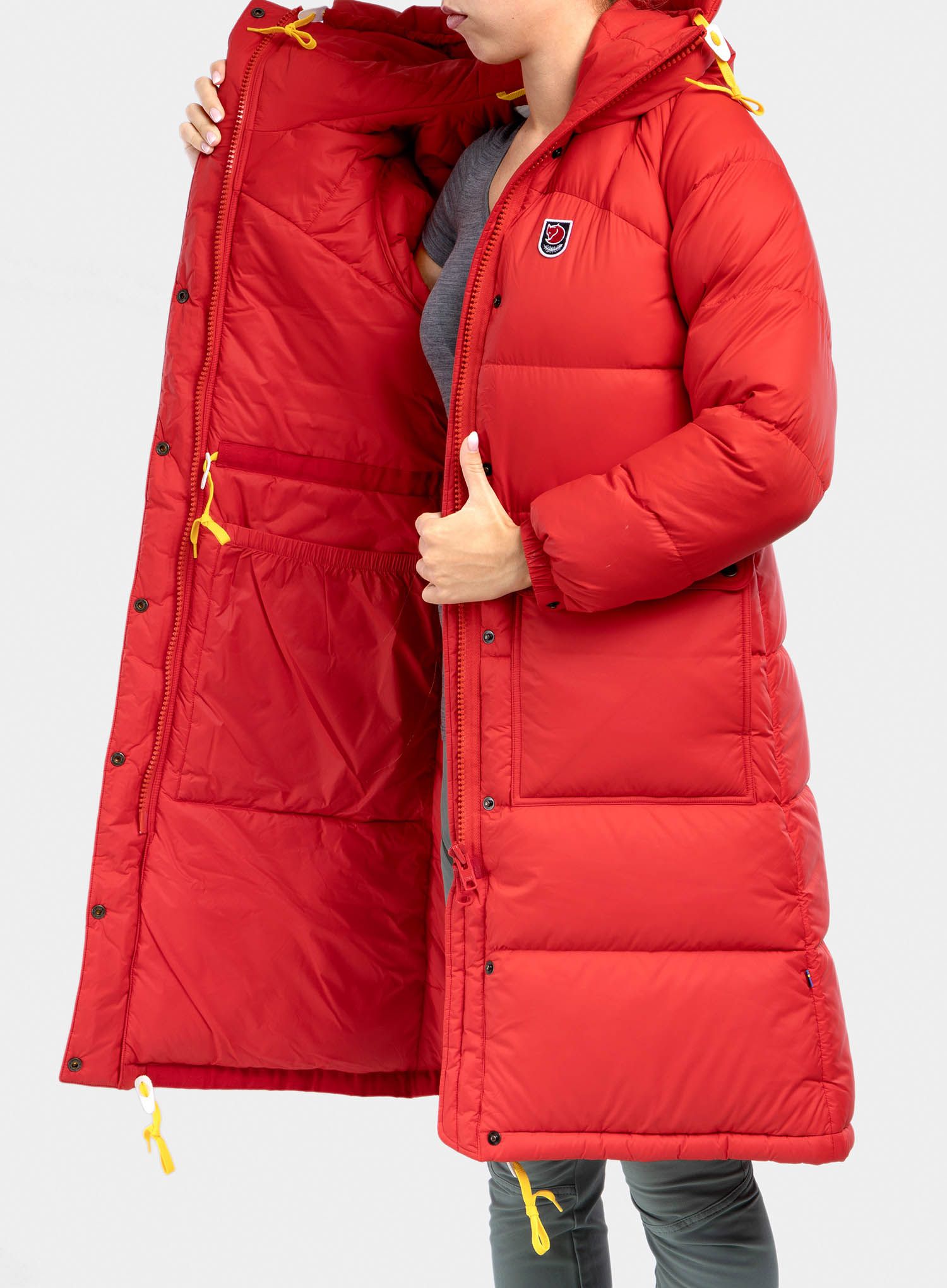 Ženski kaput Fjallraven Expedition Long Down Parka - true red