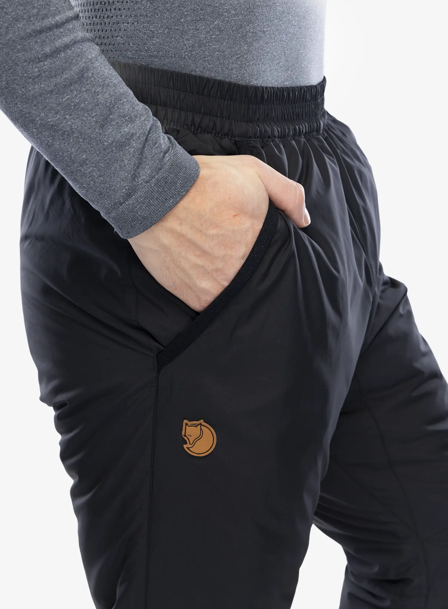 Hlače s postavom Fjallraven Keb Insulated Trousers - black