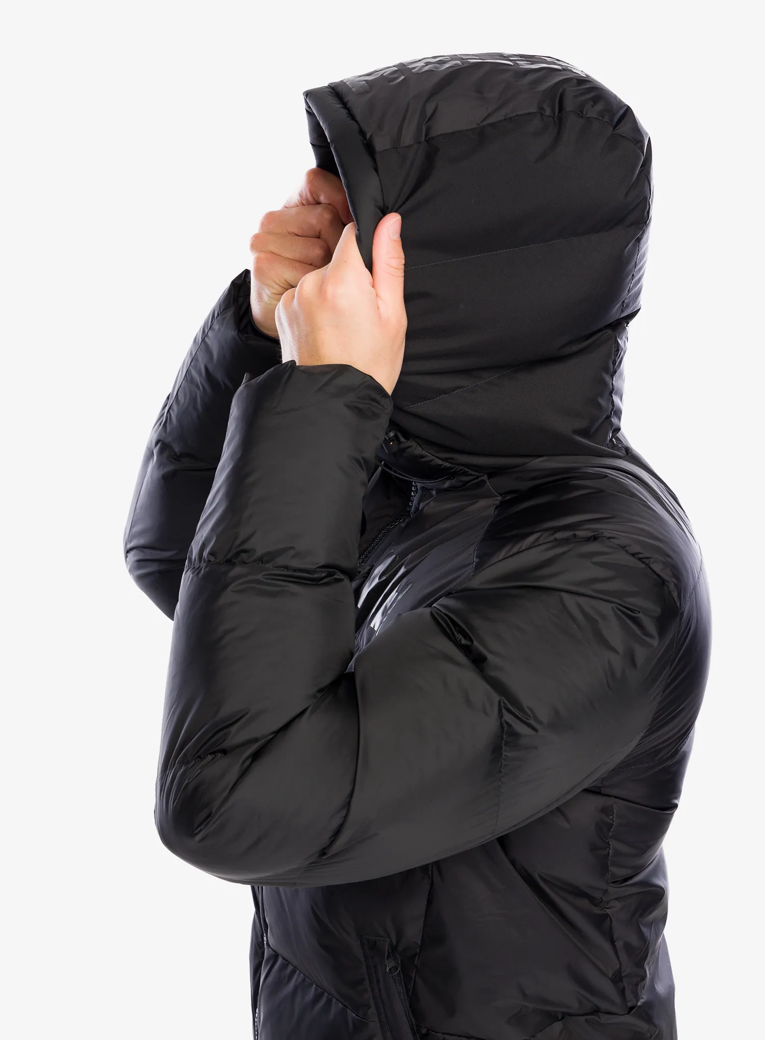 Jakna s postavom Helly Hansen Active Winter Parka - black