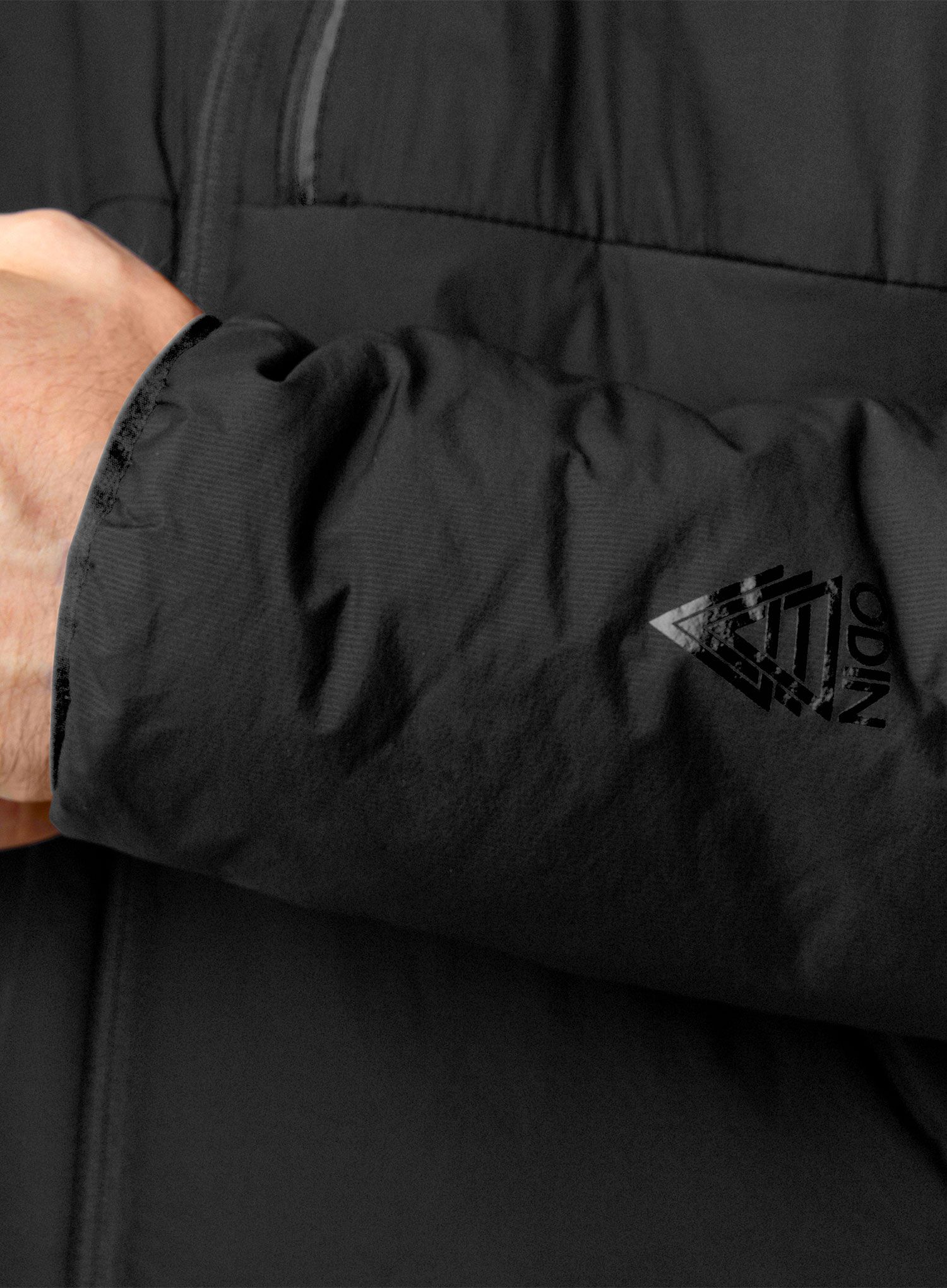 Jakna s postavom Helly Hansen Odin Stretch Hooded Insulator - black