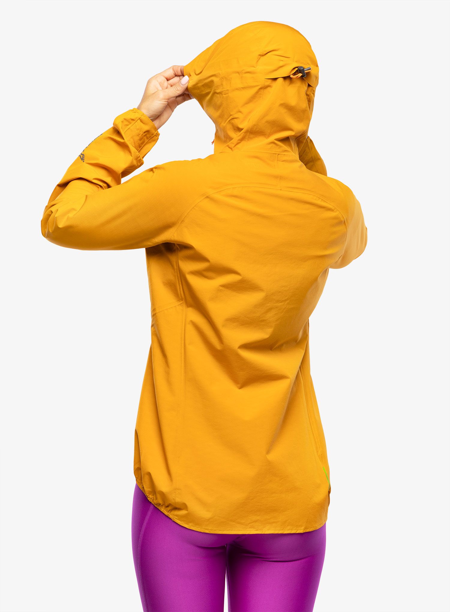 Ženska jakna za trčanje Inov-8 Stormshell FZ V2 - nectar
