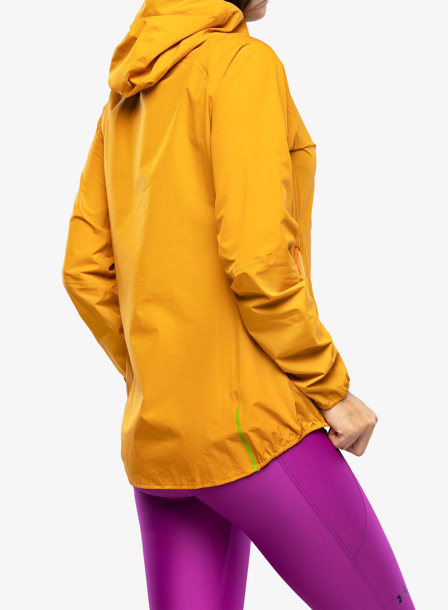 Ženska jakna za trčanje Inov-8 Stormshell FZ V2 - nectar