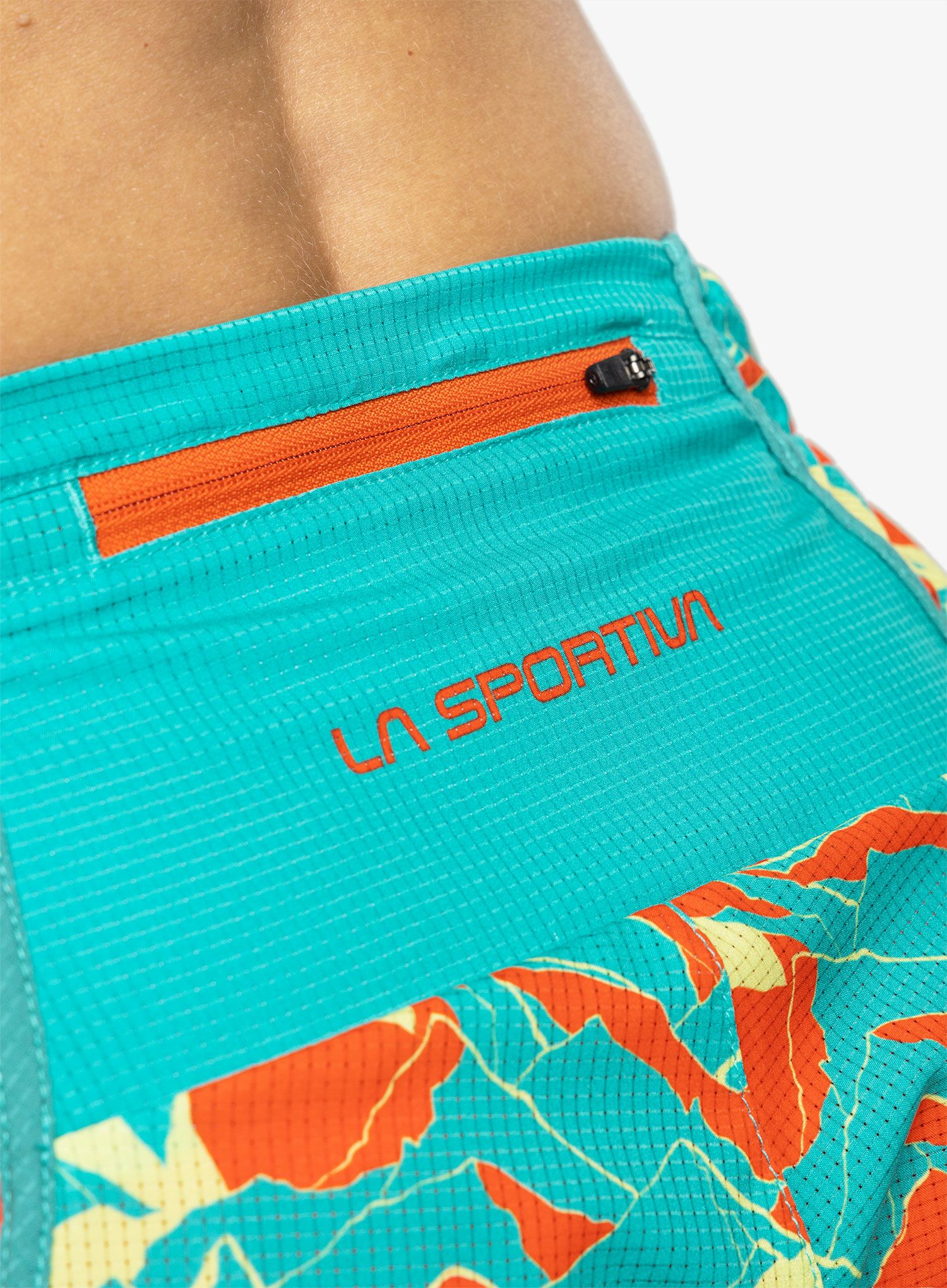 Ženske kratke hlače za trčanje La Sportiva Timing Short - lagoon/cherry tomato