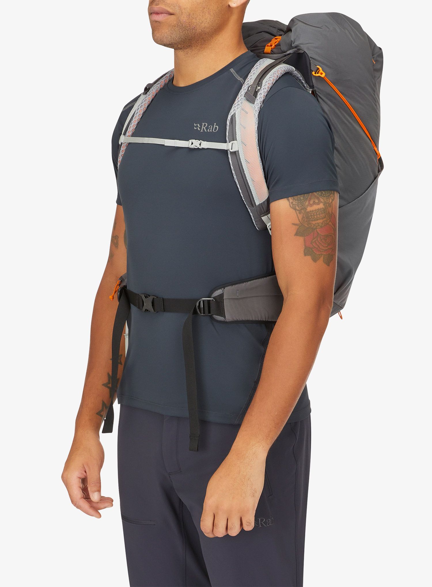 Ruksak s odstojnom mrežom Lowe Alpine AirZone Ultra 26 - graphene