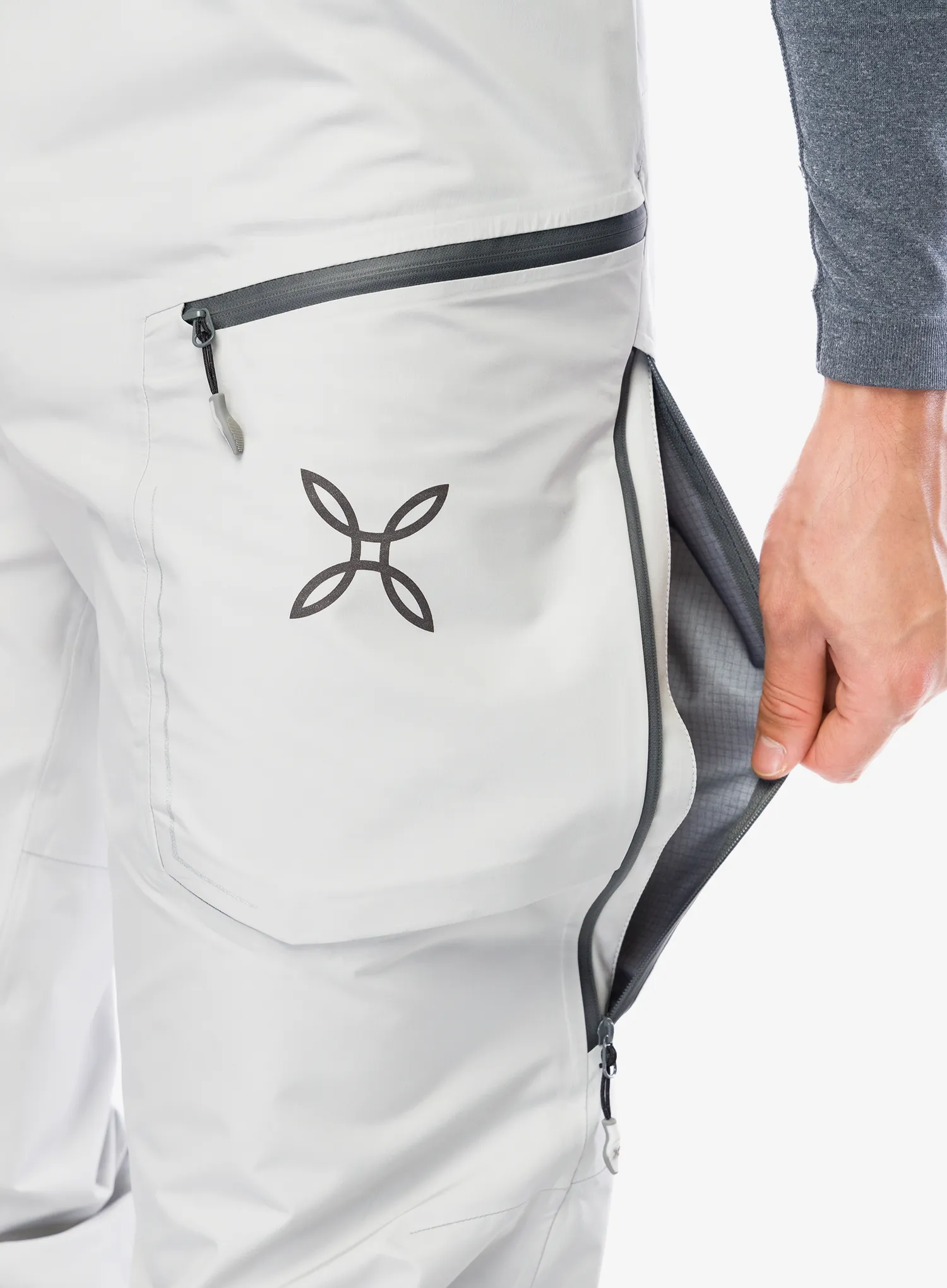 GORE-TEX hlače Montura Line Pants - quiet grey