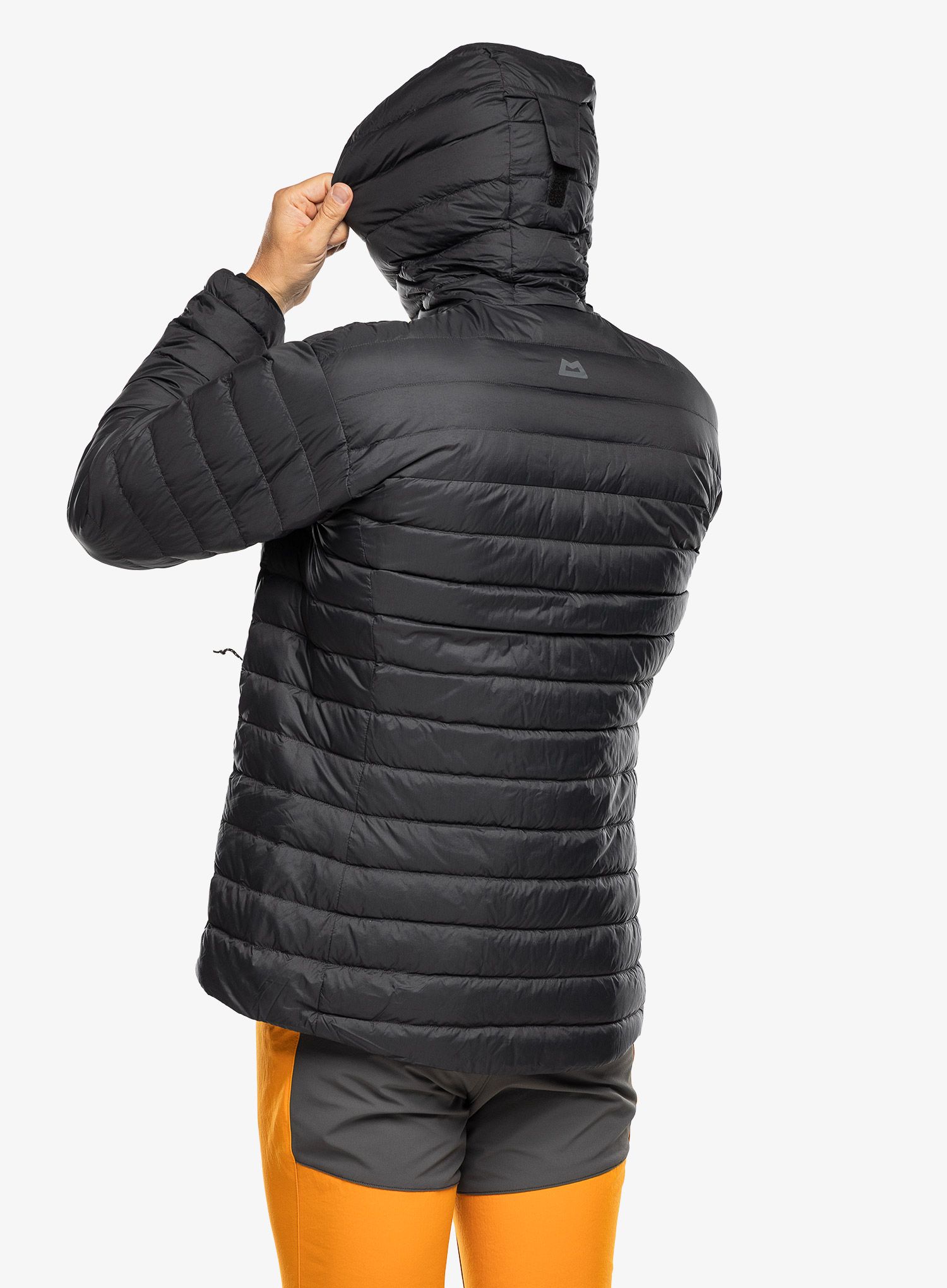Pernata jakna Mountain Equipment Earthrise Hooded Jacket - black/black