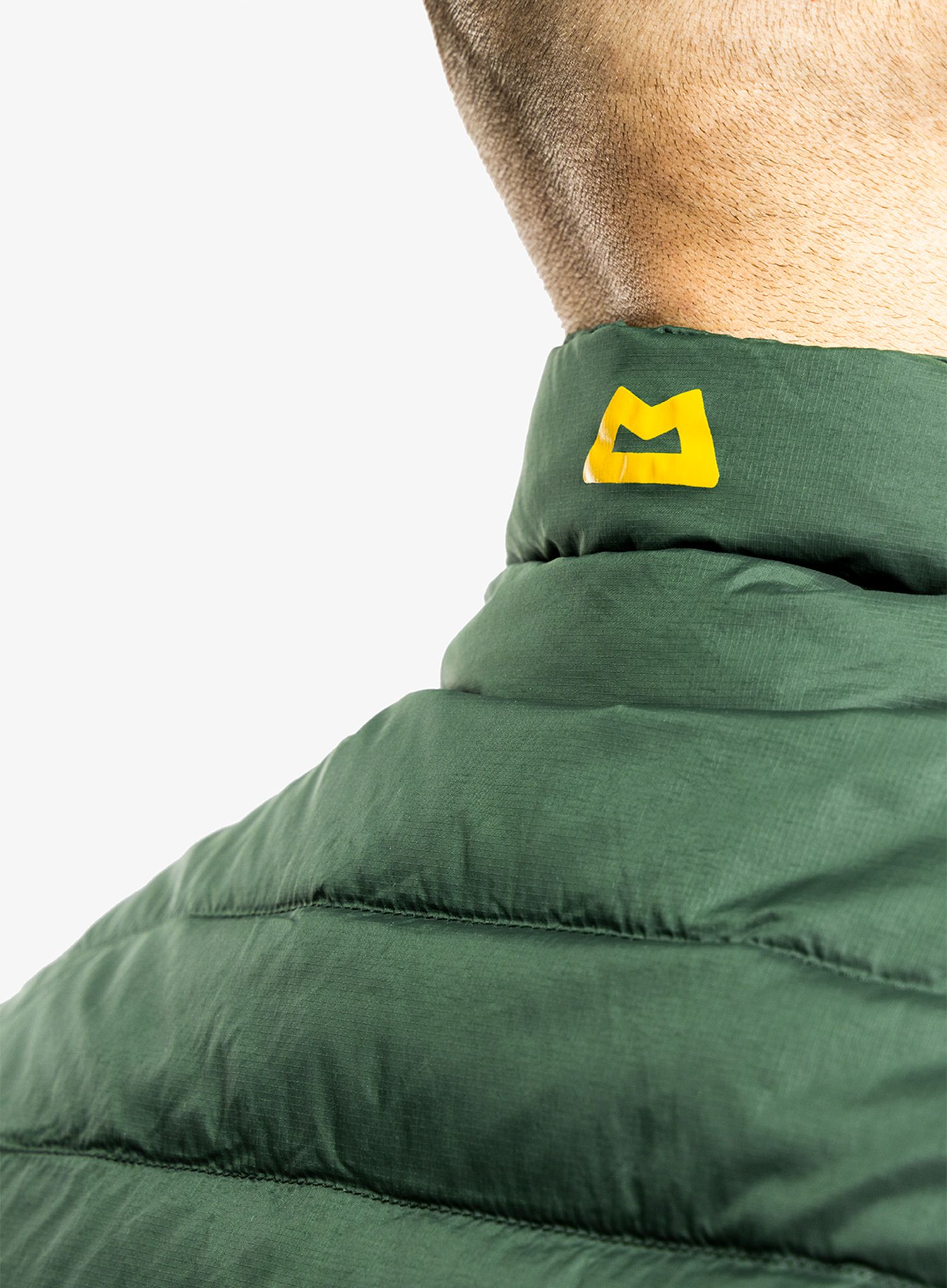 Perjani prsluk Mountain Equipment Earthrise Vest - conifer