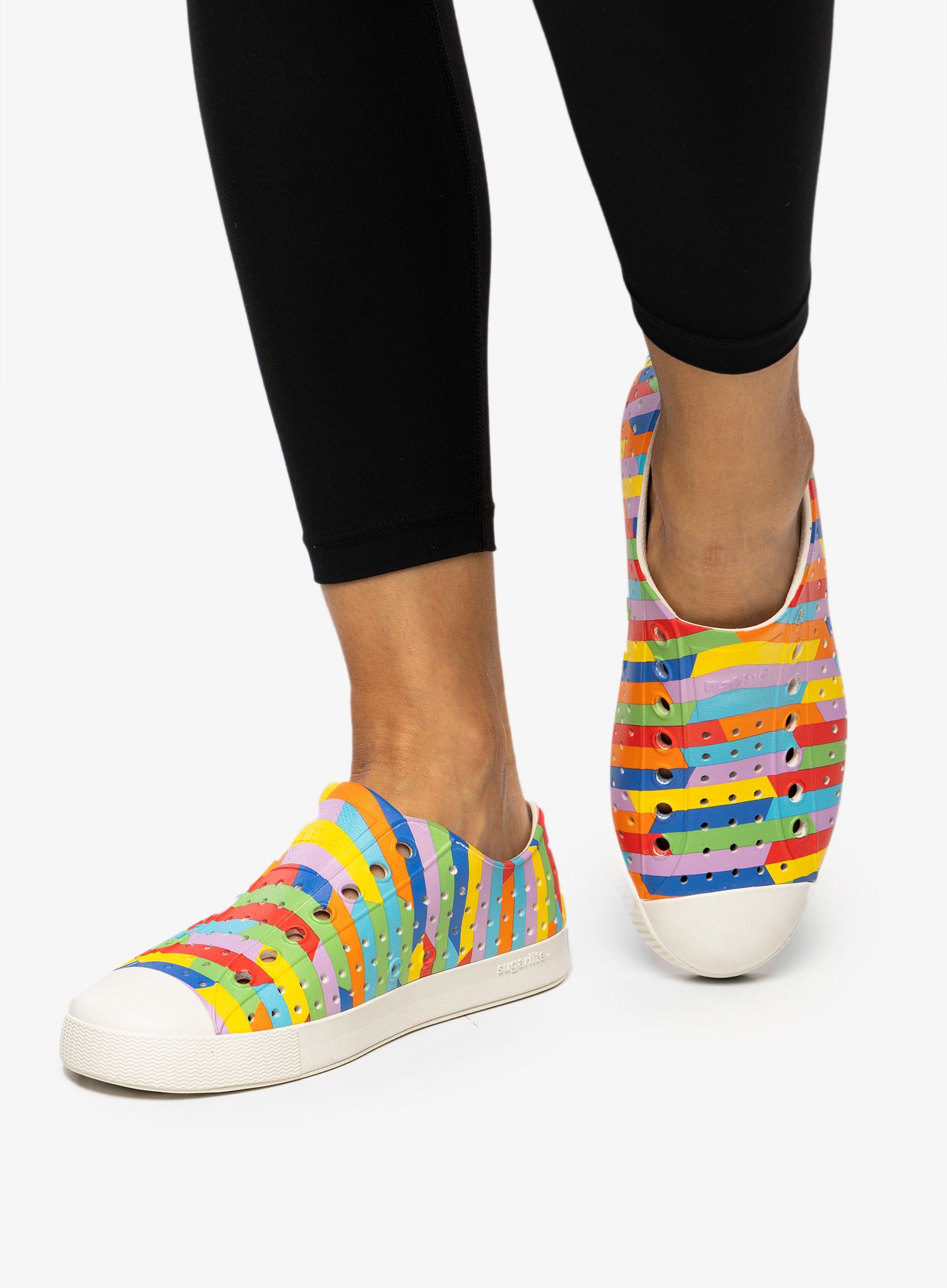 Lifestyle cipele Native Jefferson Sugarlite Print - white/rainbow