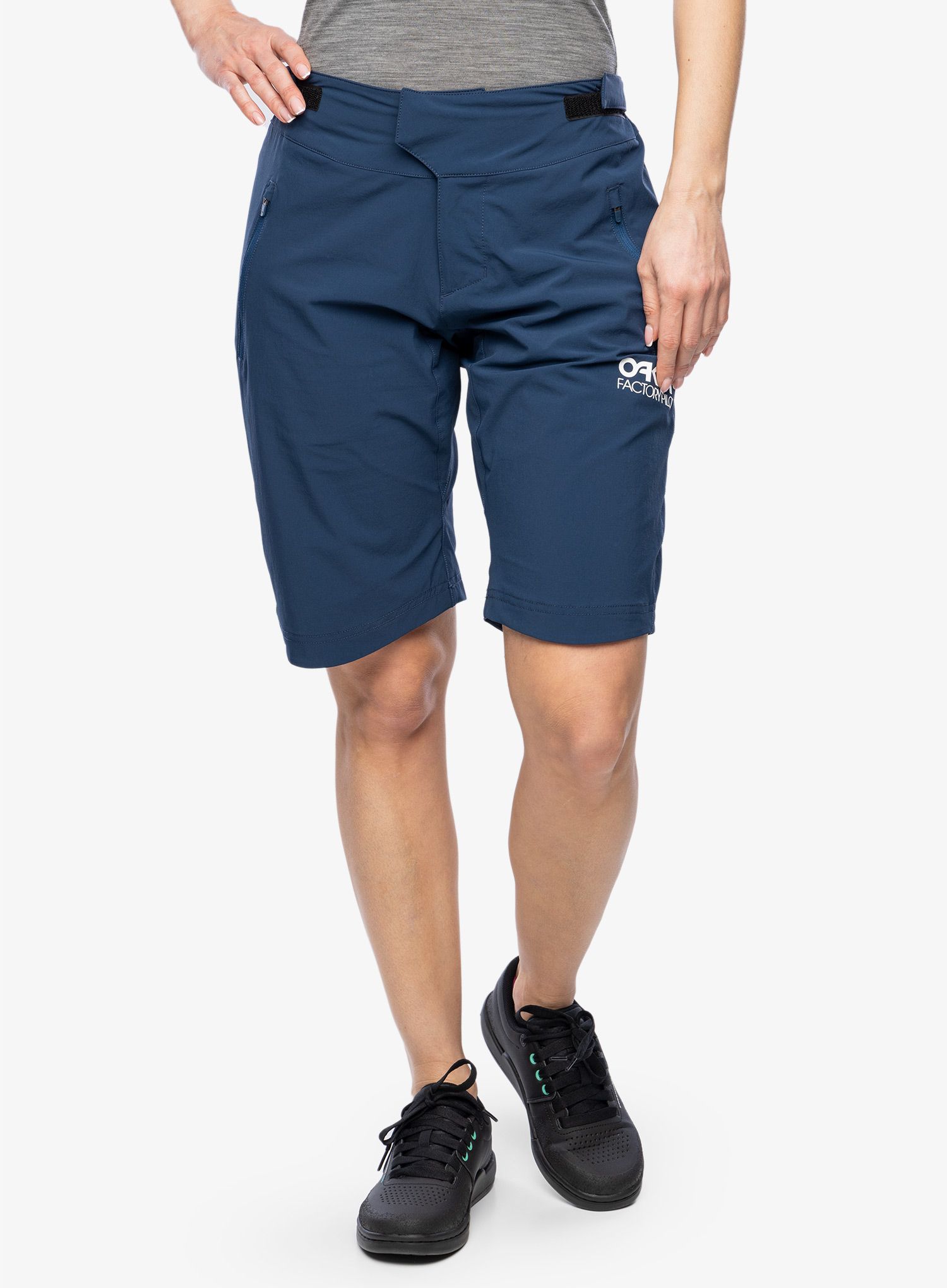 Ženske biciklističke kratke hlače Oakley Factory Pilot Lite Short - navy