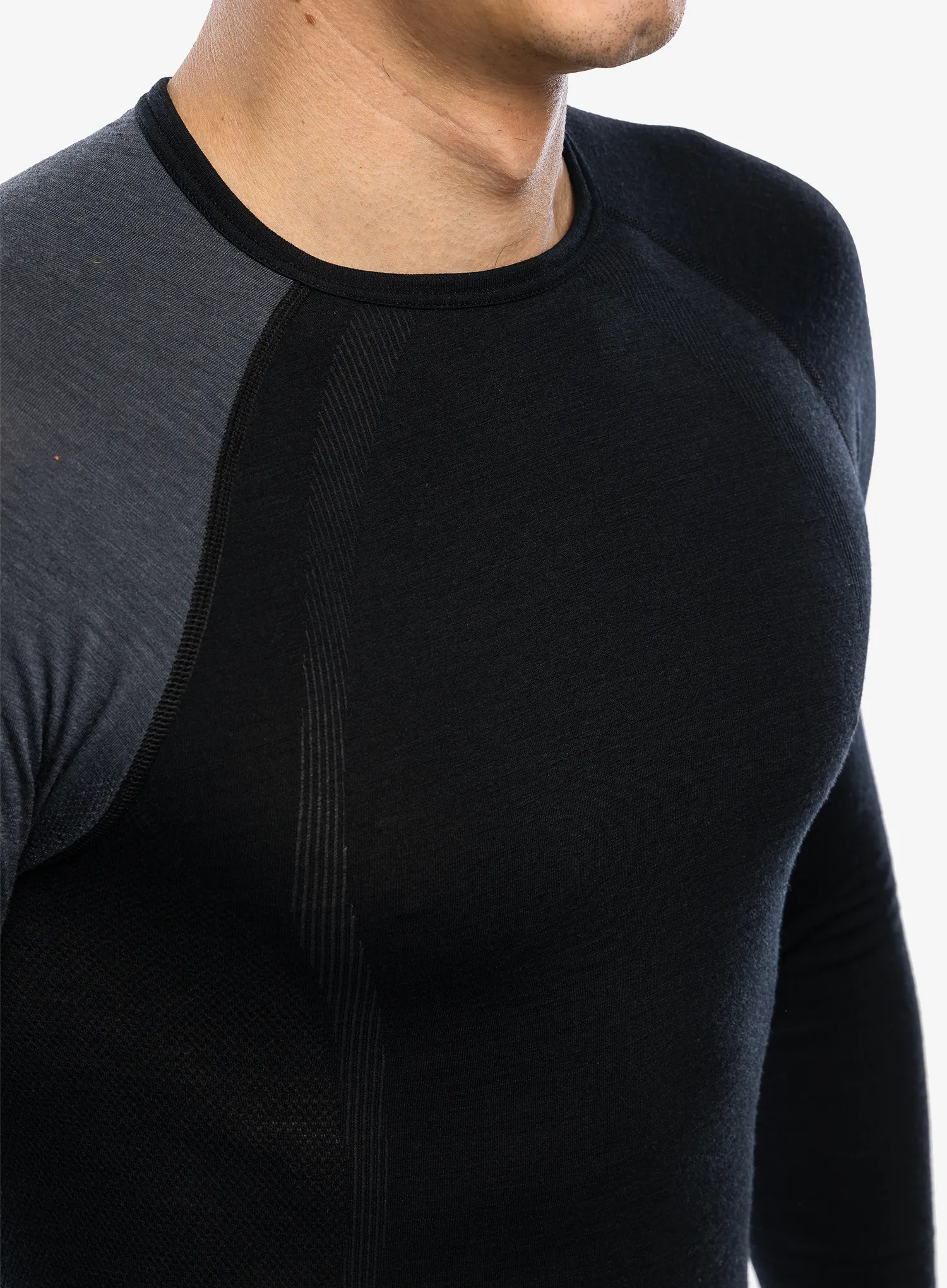 Termoaktivna dukserica Ortovox 120 Comp Light Long Sleeve - black raven