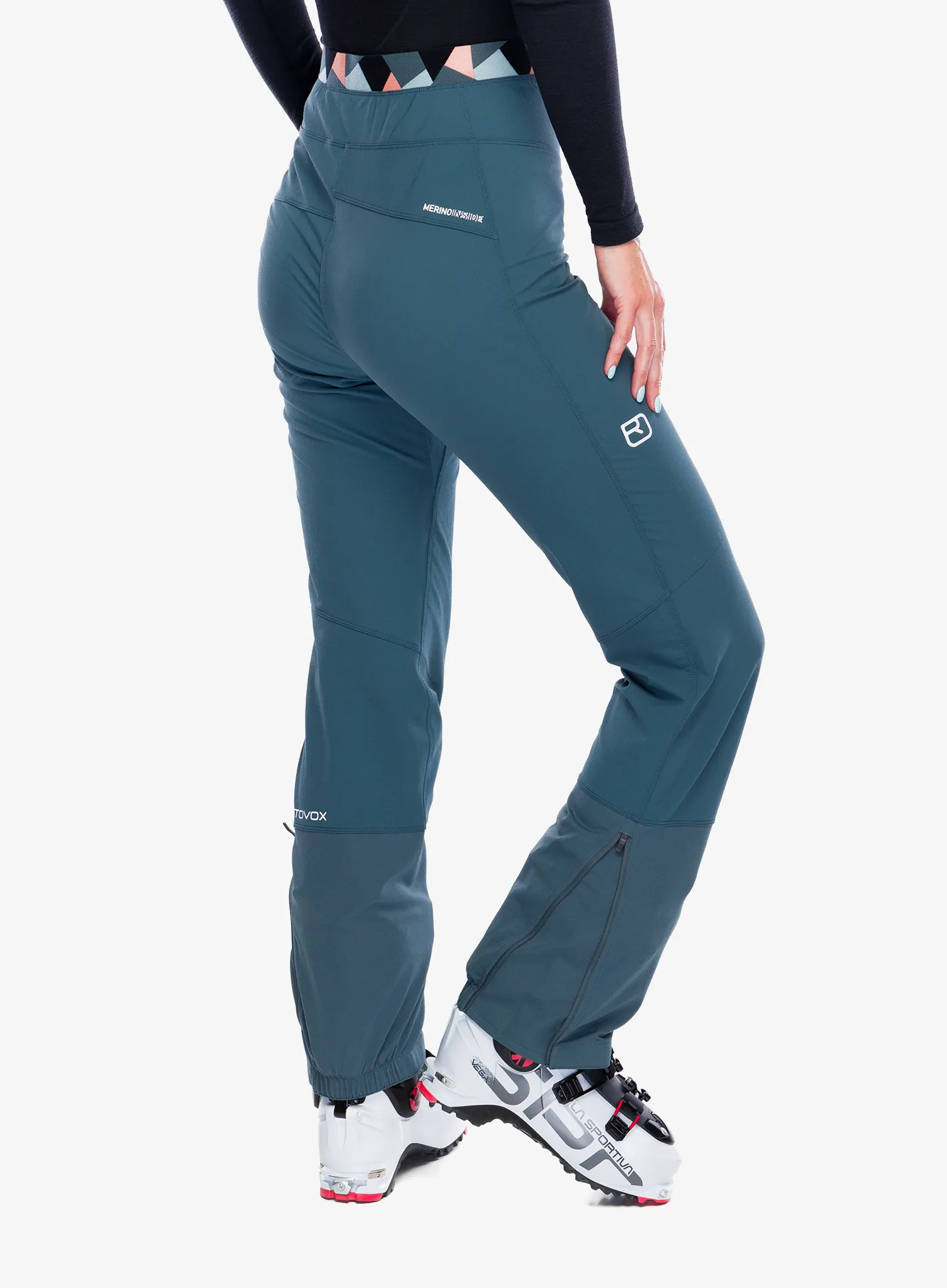 Ženske softshell hlače Ortovox Punta Berrino Stretch Pants - dark arctic grey