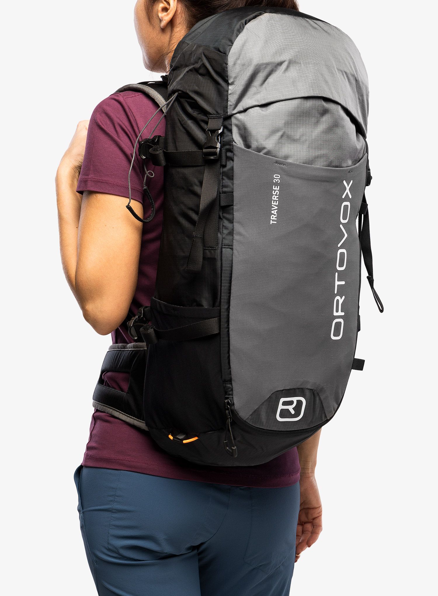 Trekking ruksak Ortovox Traverse 30 - blk raven
