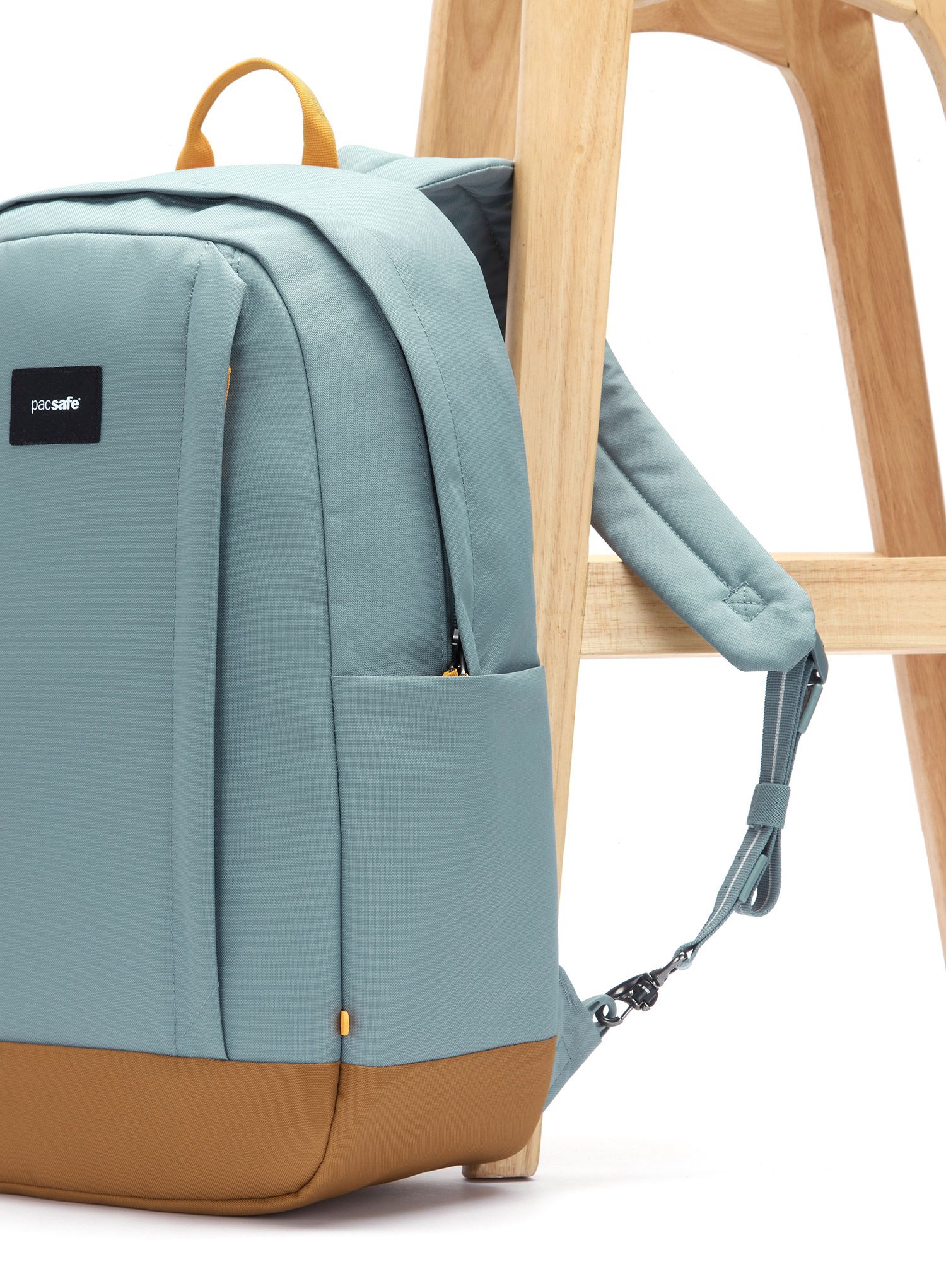 Urbani ruksak Pacsafe GO 25 L Backpack - fresh mint