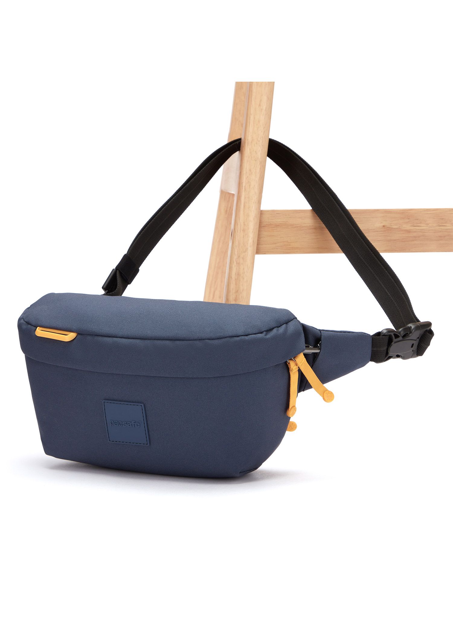 Urbana torba Pacsafe Go Sling Pack - coastal blue