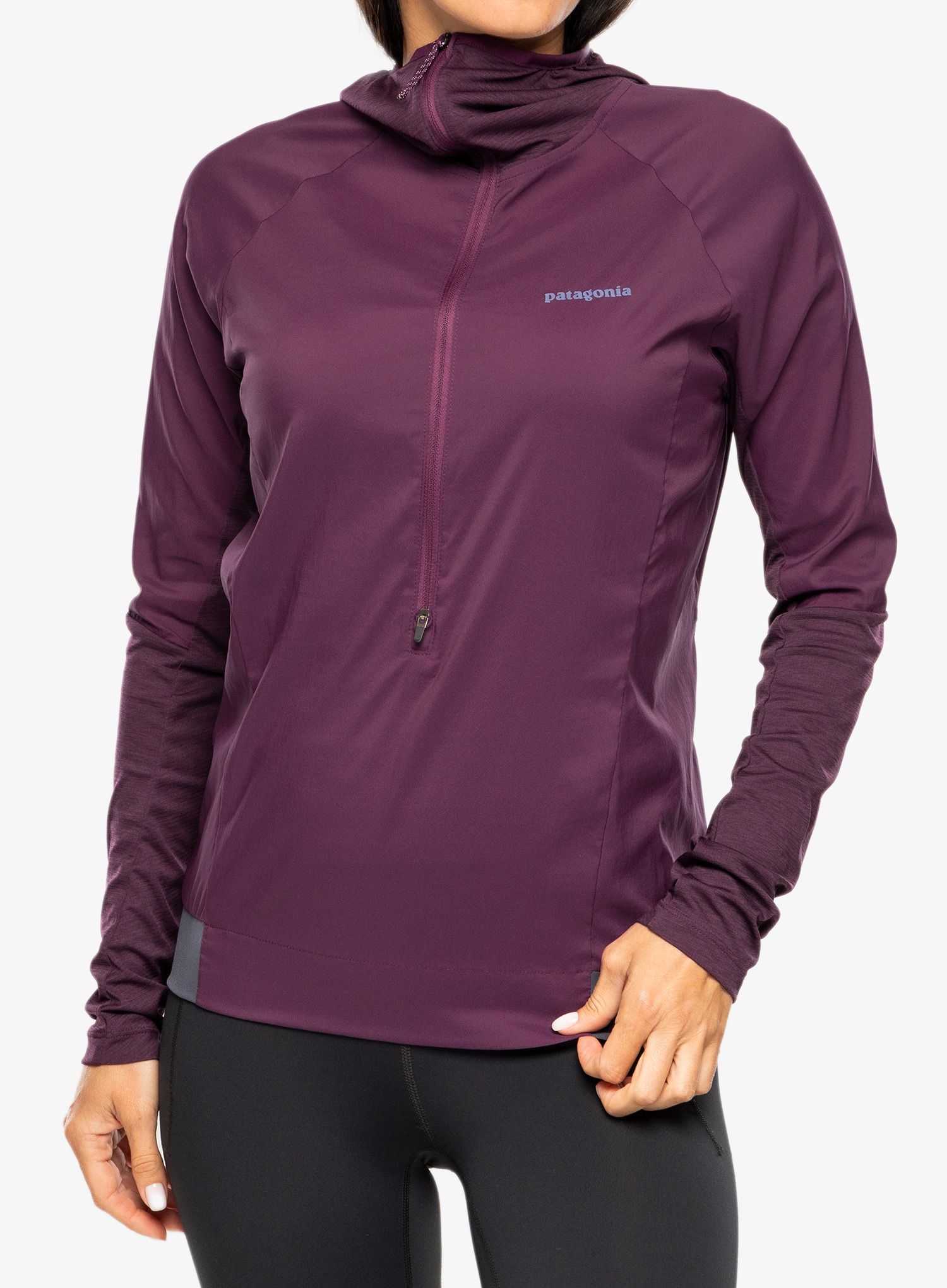 Ženska jakna za trčanje Patagonia Airshed Pro Pullover - night plum