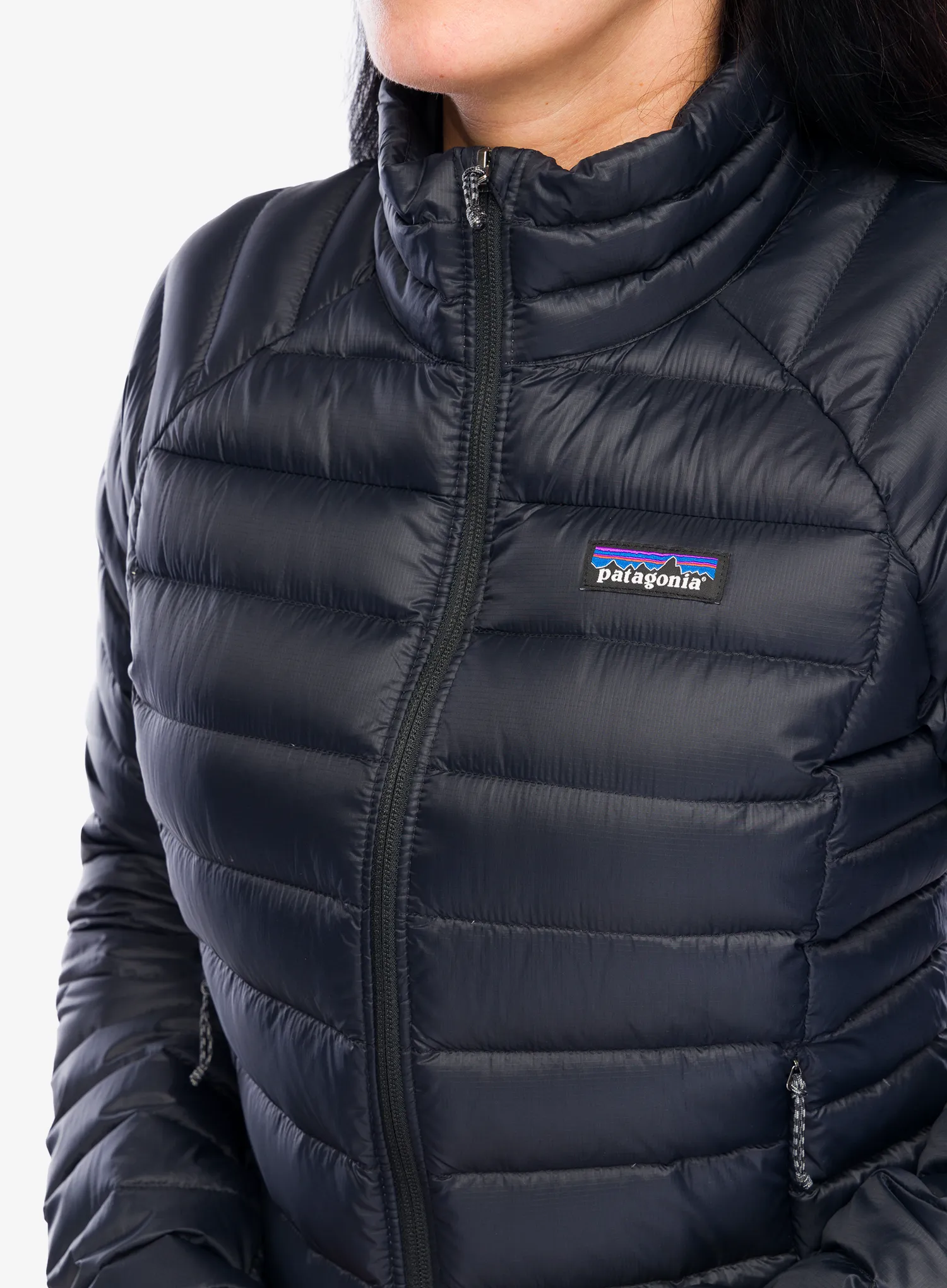 Ženska perjana jakna Patagonia Down Sweater - black