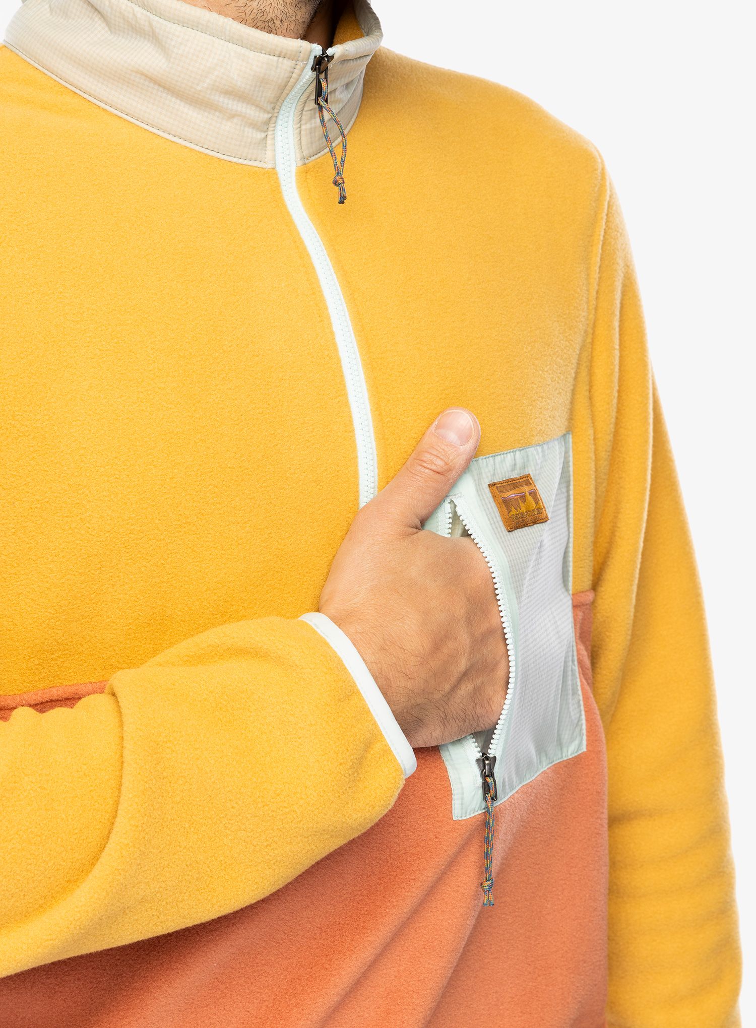 Dukserica s patentnim zatvaračem Patagonia Microdini 1/2 Zip - sienna clay
