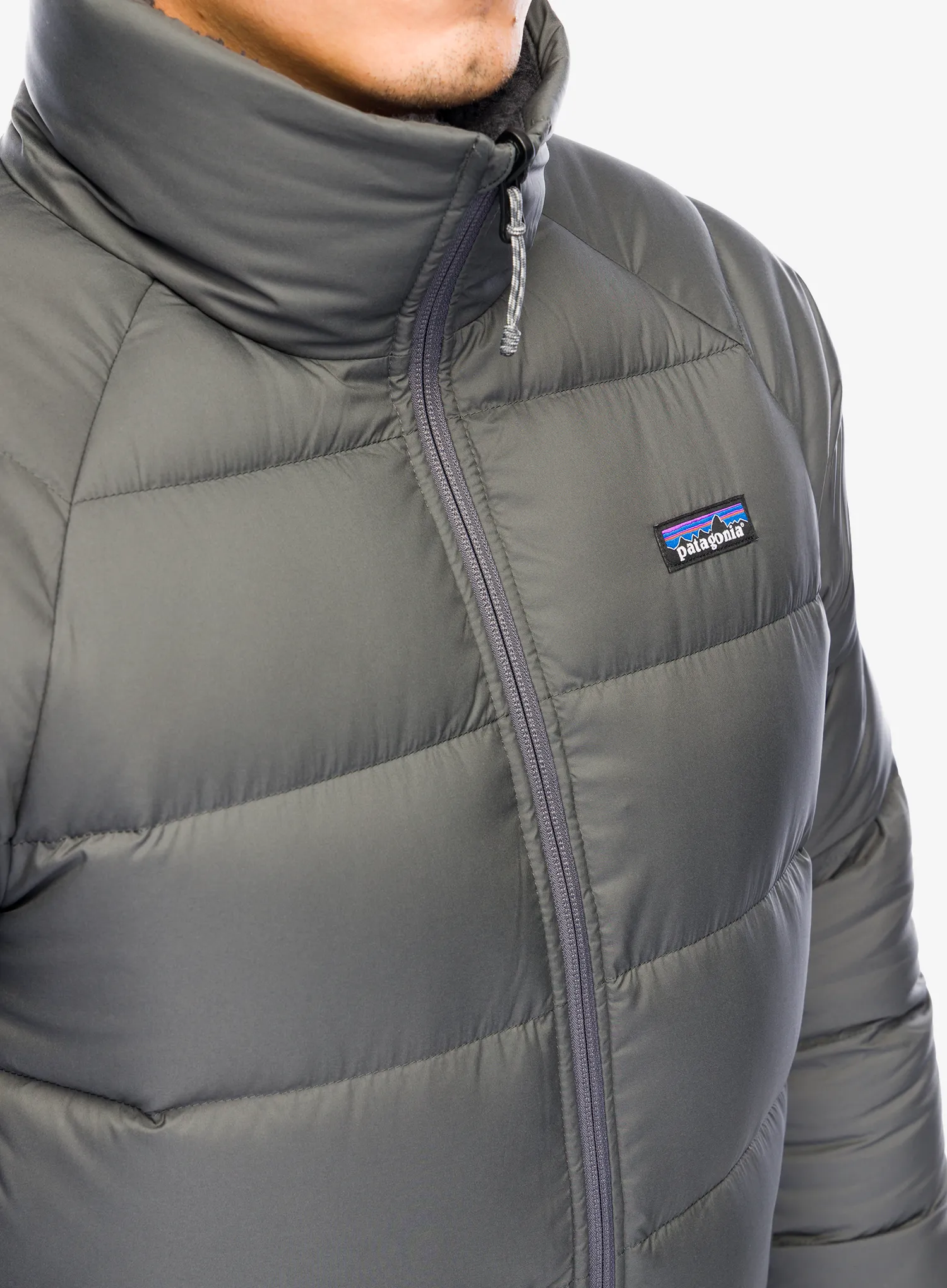 Pernata jakna Patagonia Reversible Silent Down Jacket - forge grey