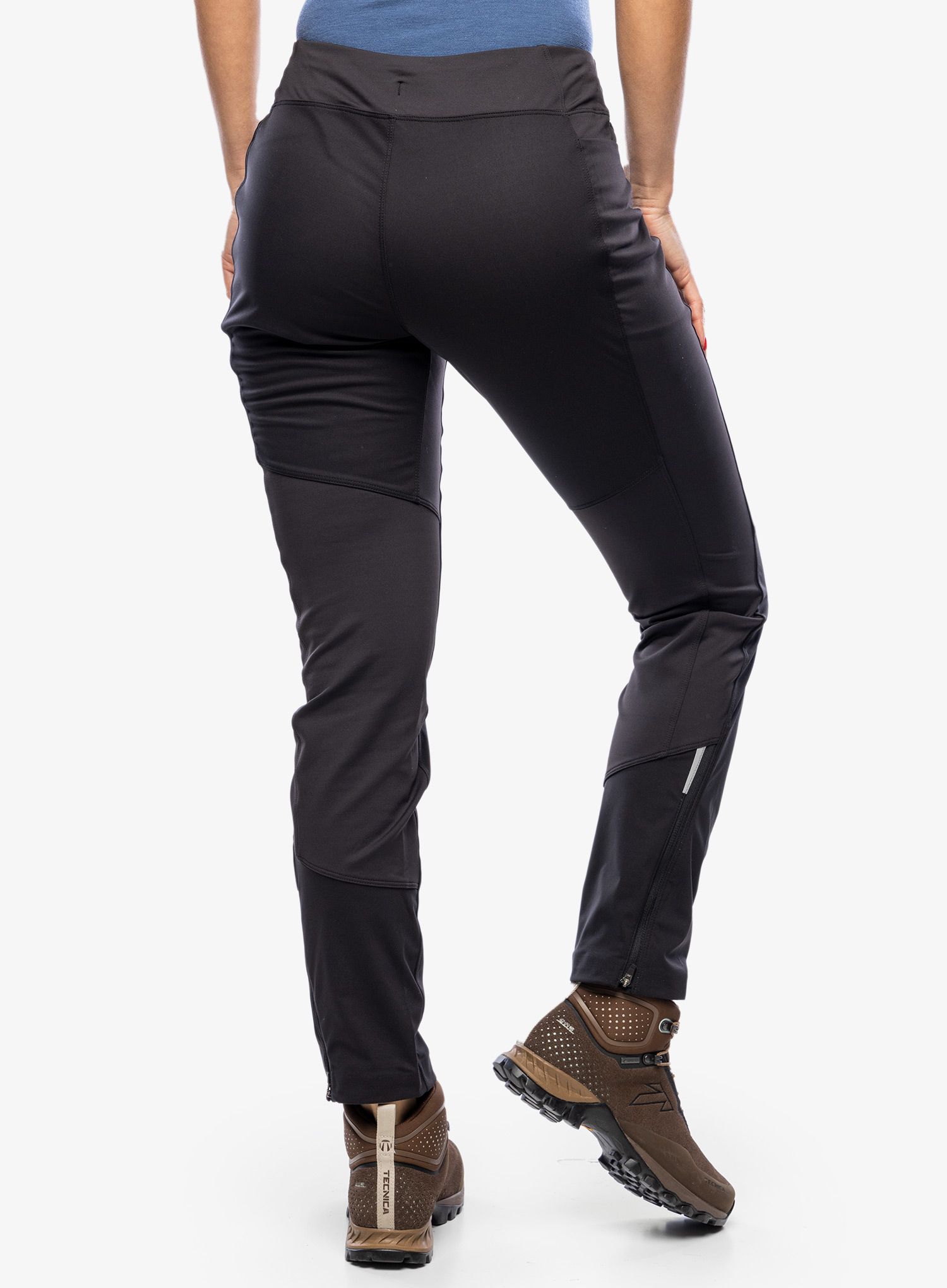 Ženske softshell hlače Patagonia Wind Shield Pants - black