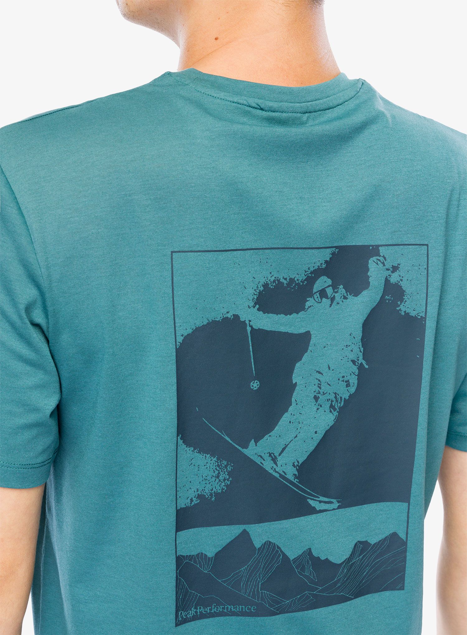 Majica s tiskom Peak Performance Explore Graphic Tee - hydro fresh
