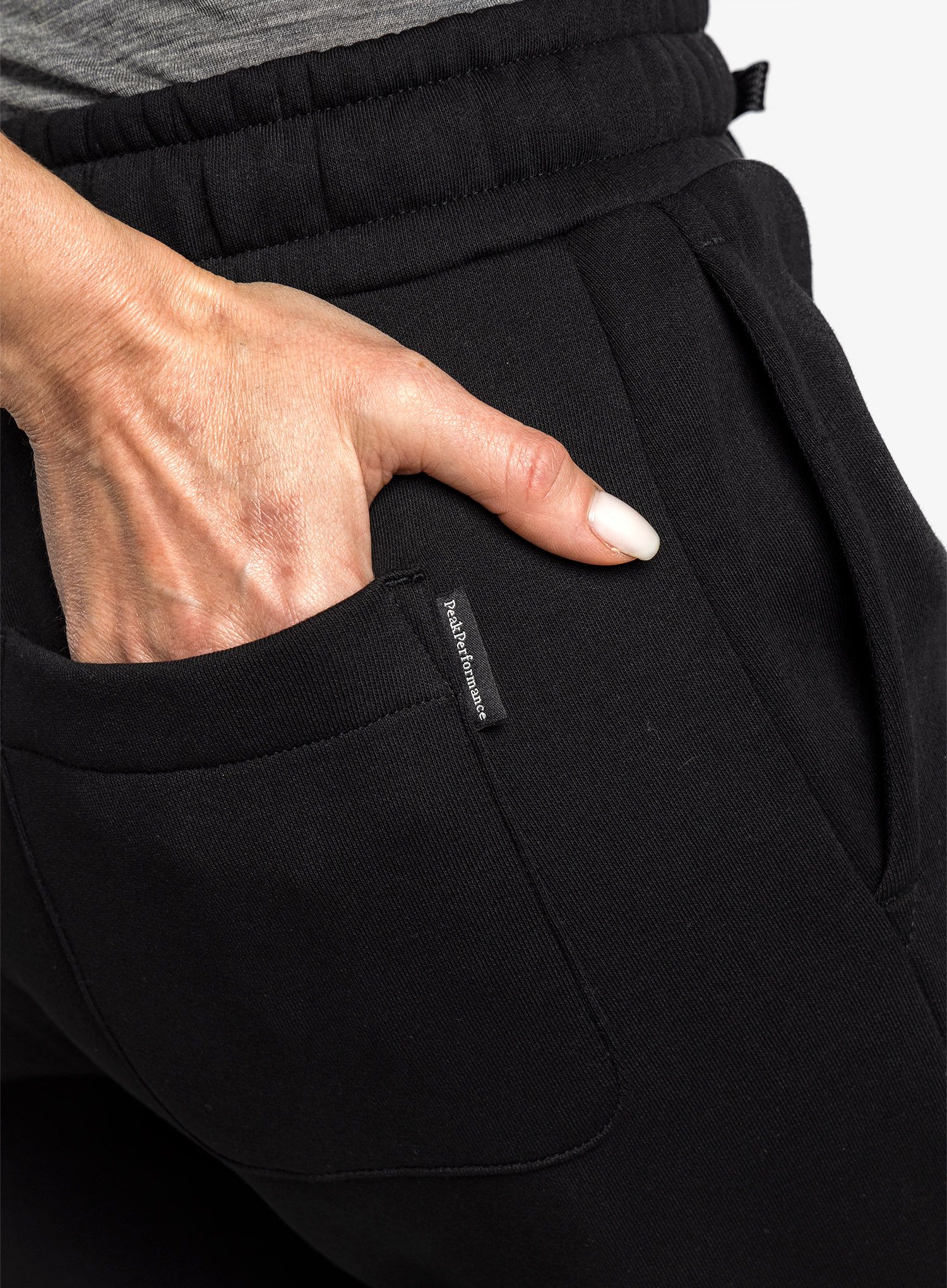 Ženske hlače Peak Performance Original Pants - black