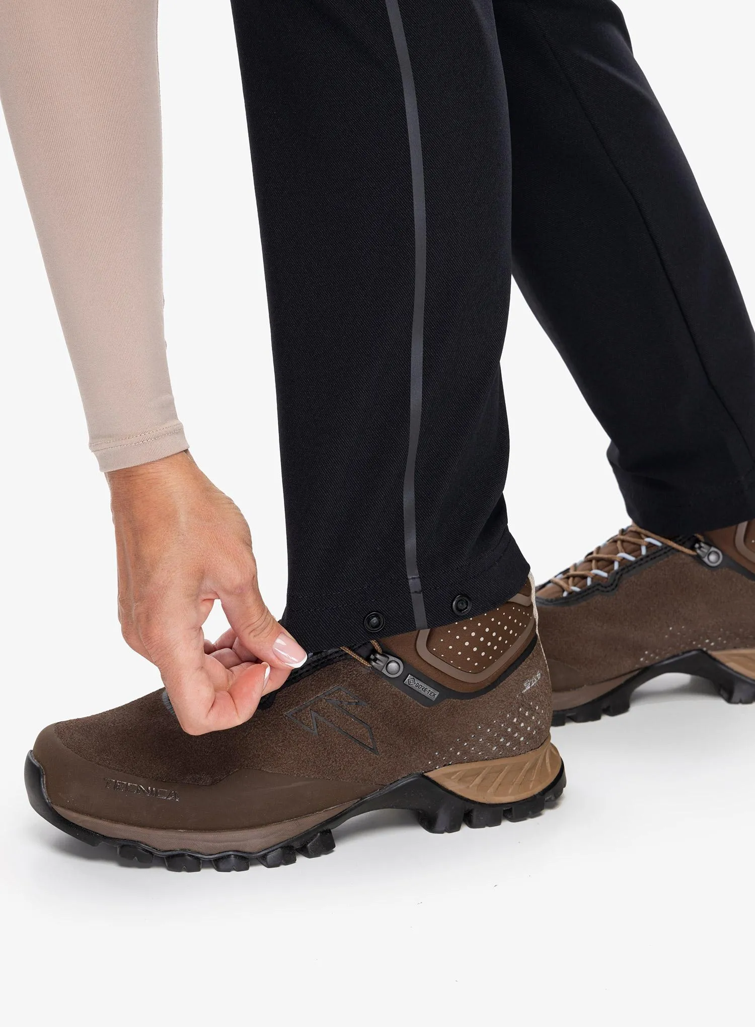 Ženske hlače za planinu Salewa Pedroc 2 DST Hyb Pant - black out