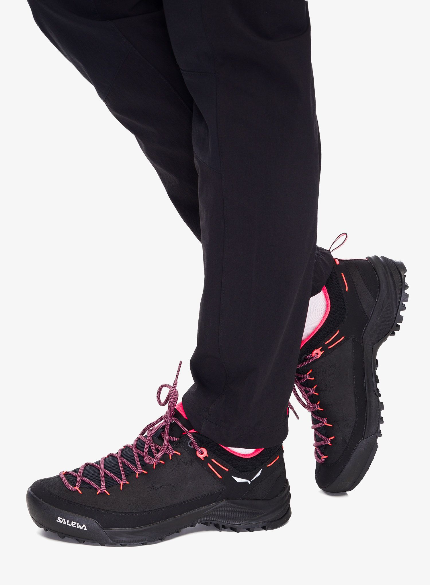 Ženske planinarske cipele Salewa Wildfire Leather - black/fluo coral