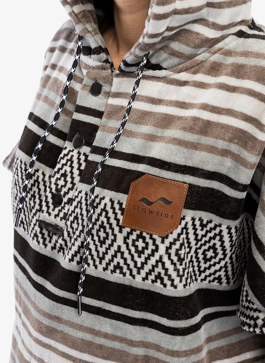 Pončo Slowtide Oso Extra Warm Poncho