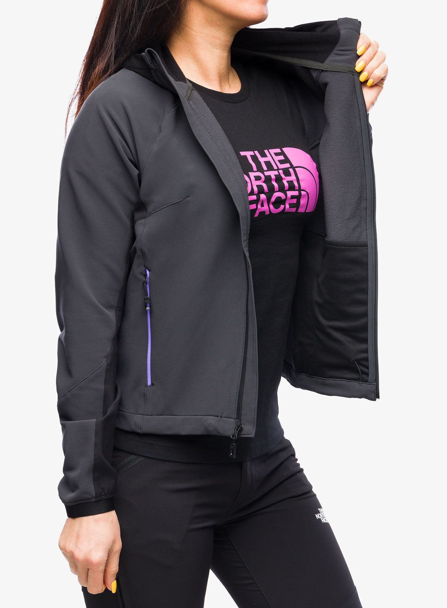 Ženska jakna The North Face AO Softshell Hoodie - asphalt grey/tnf black