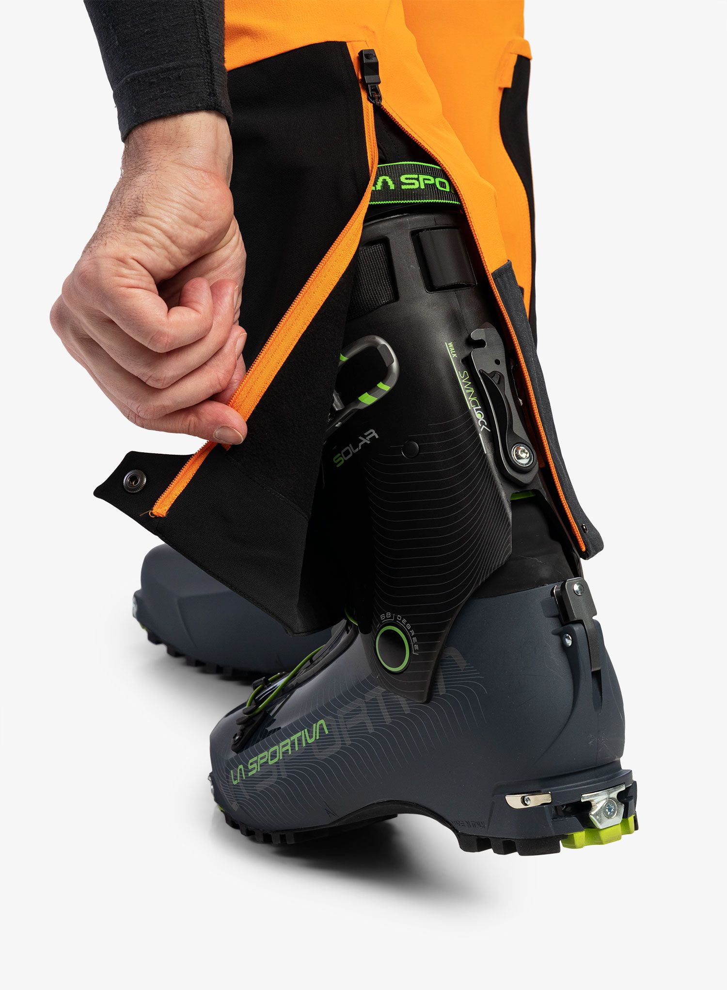 Softshell hlače The North Face Dawn Turn Hybrid Pant - coneorng/tnfblk/asphltgry