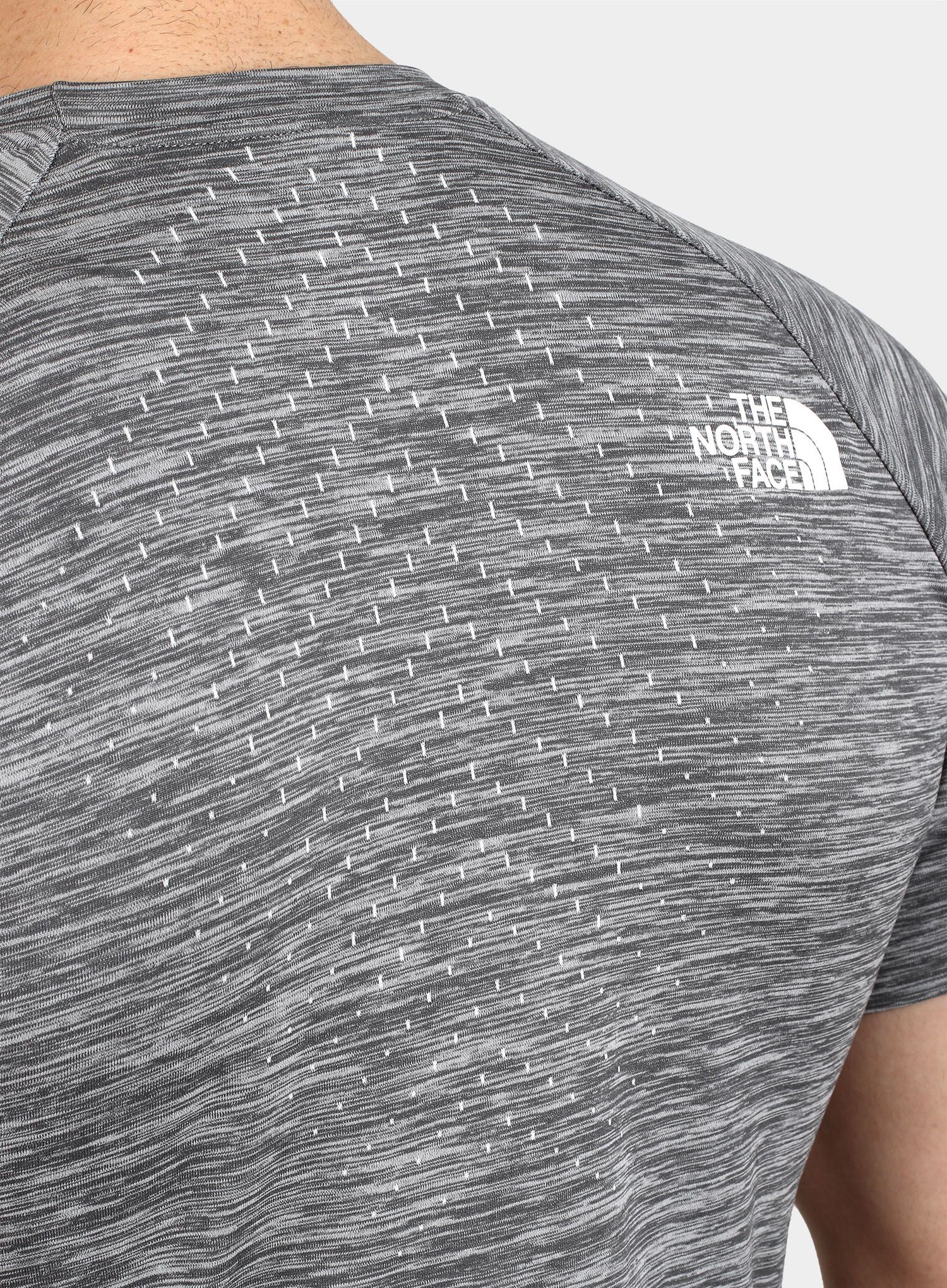 Majica The North Face Impendor Seamless Tee - blk white/white