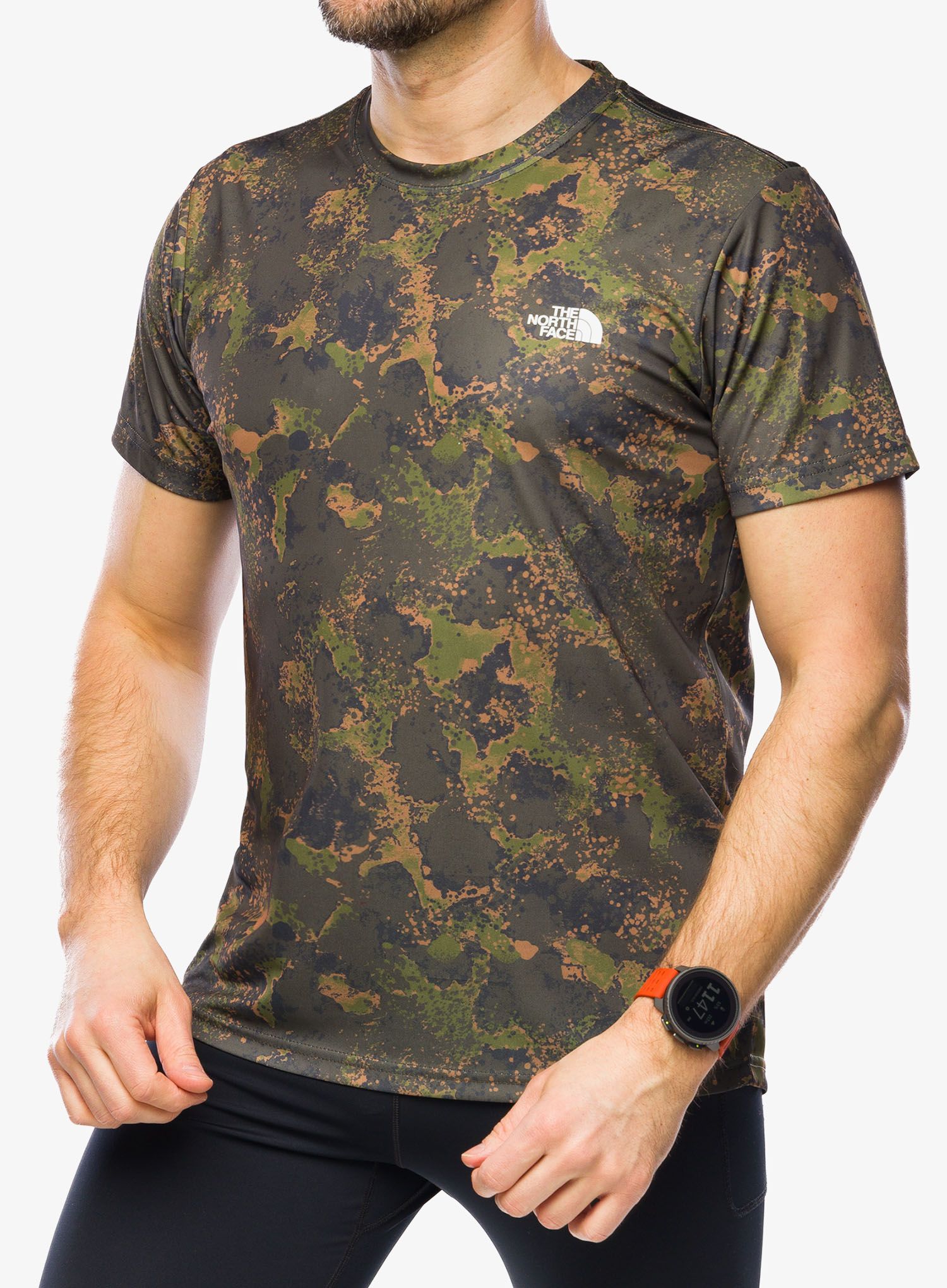 Majica za trening The North Face Reaxion Amp Crew Print - olive camo